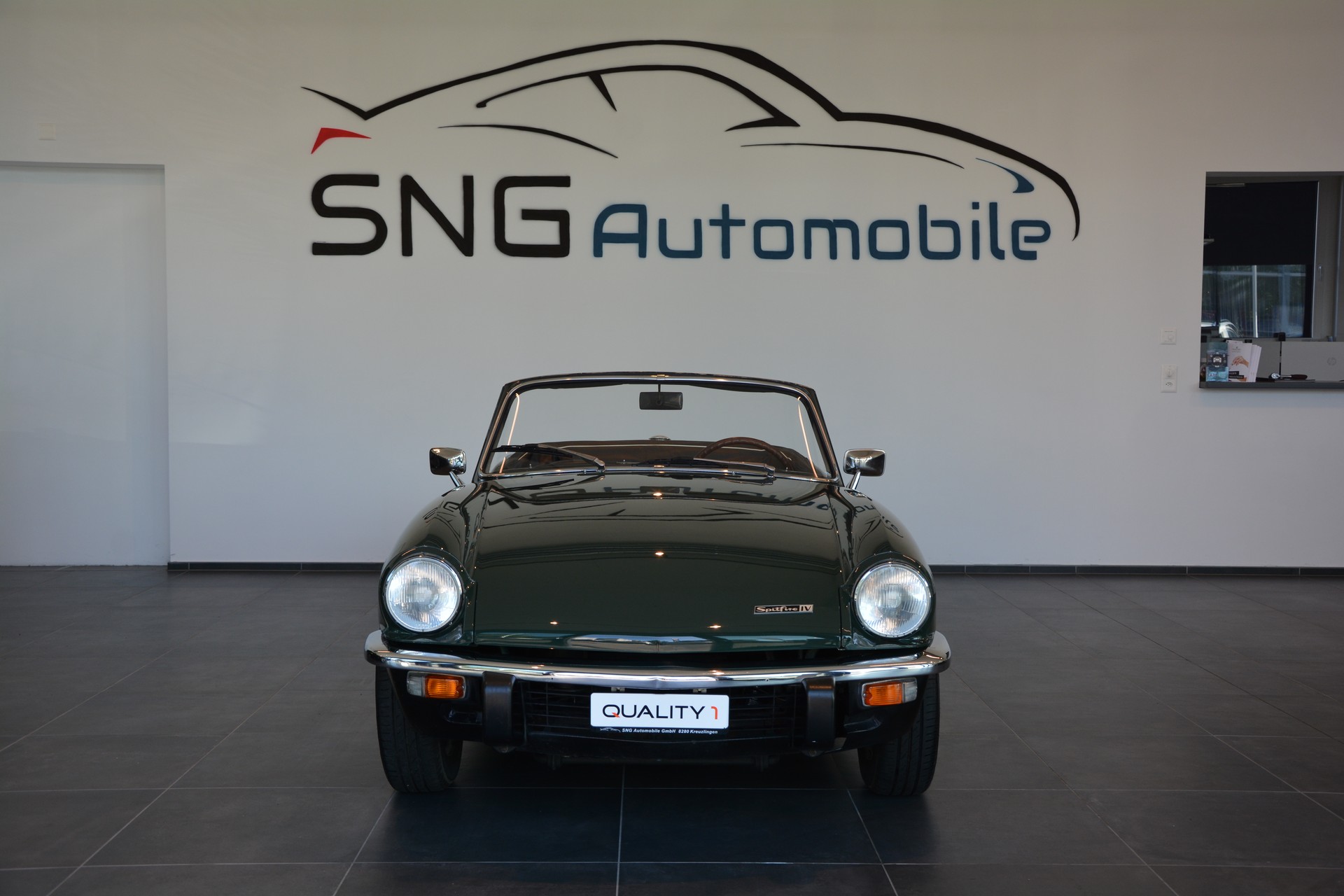 TRIUMPH Spitfire IV-image-0
