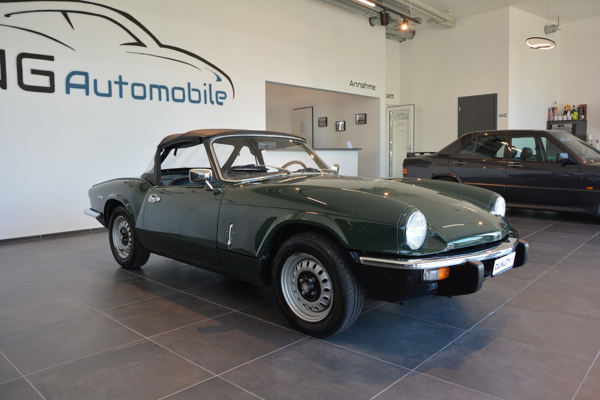 TRIUMPH Spitfire IV-image-11