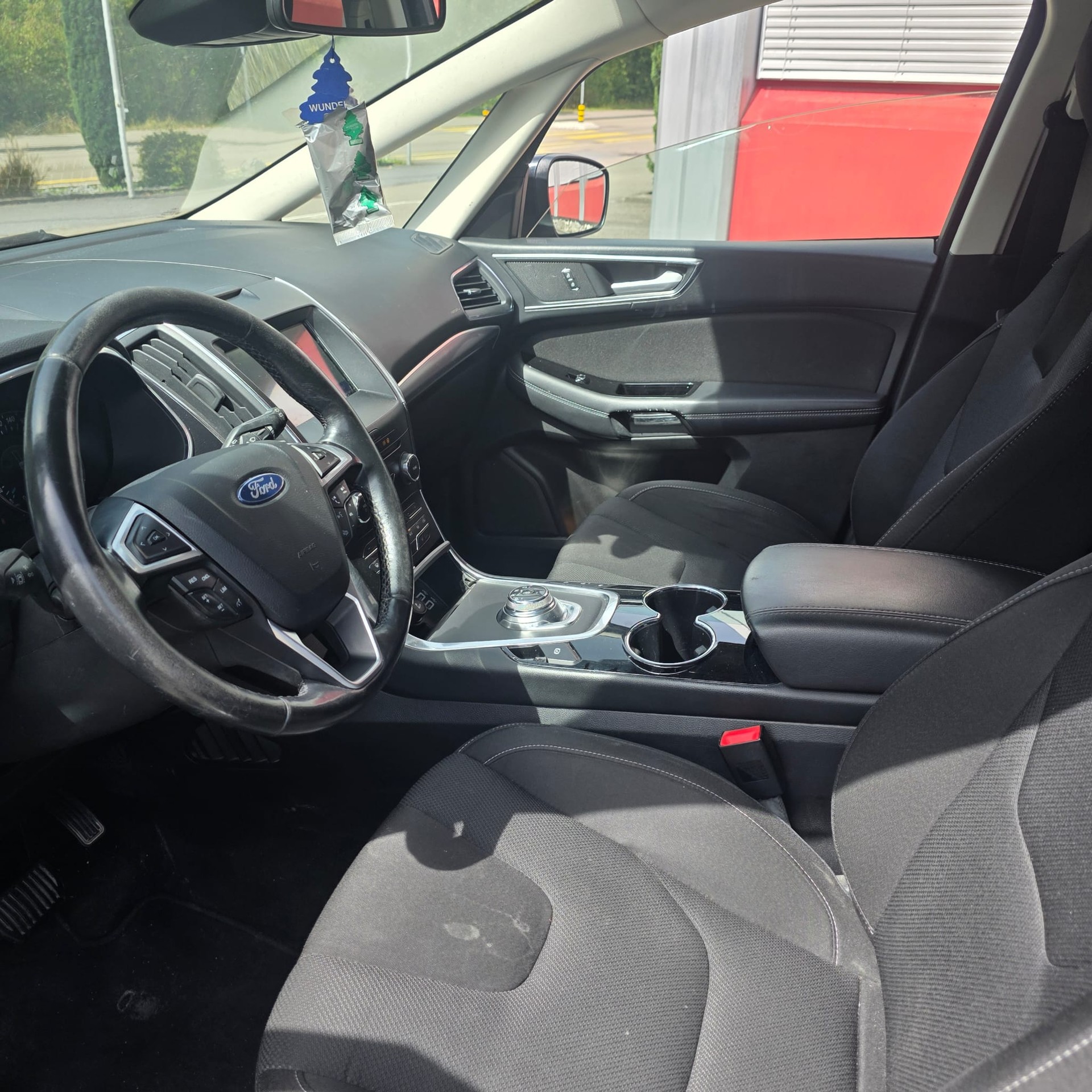 FORD S-Max 2.0 TDCi Titanium AWD Automatic-image-7