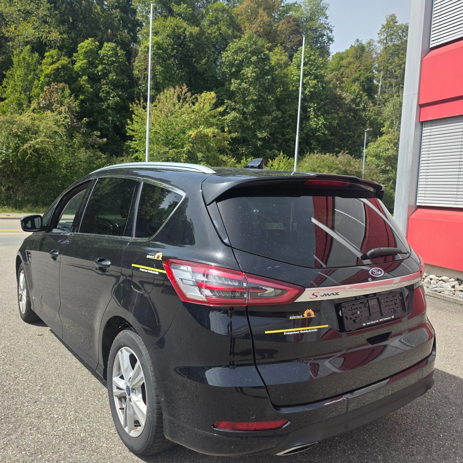 FORD S-Max 2.0 TDCi Titanium AWD Automatic-showroom-element-3