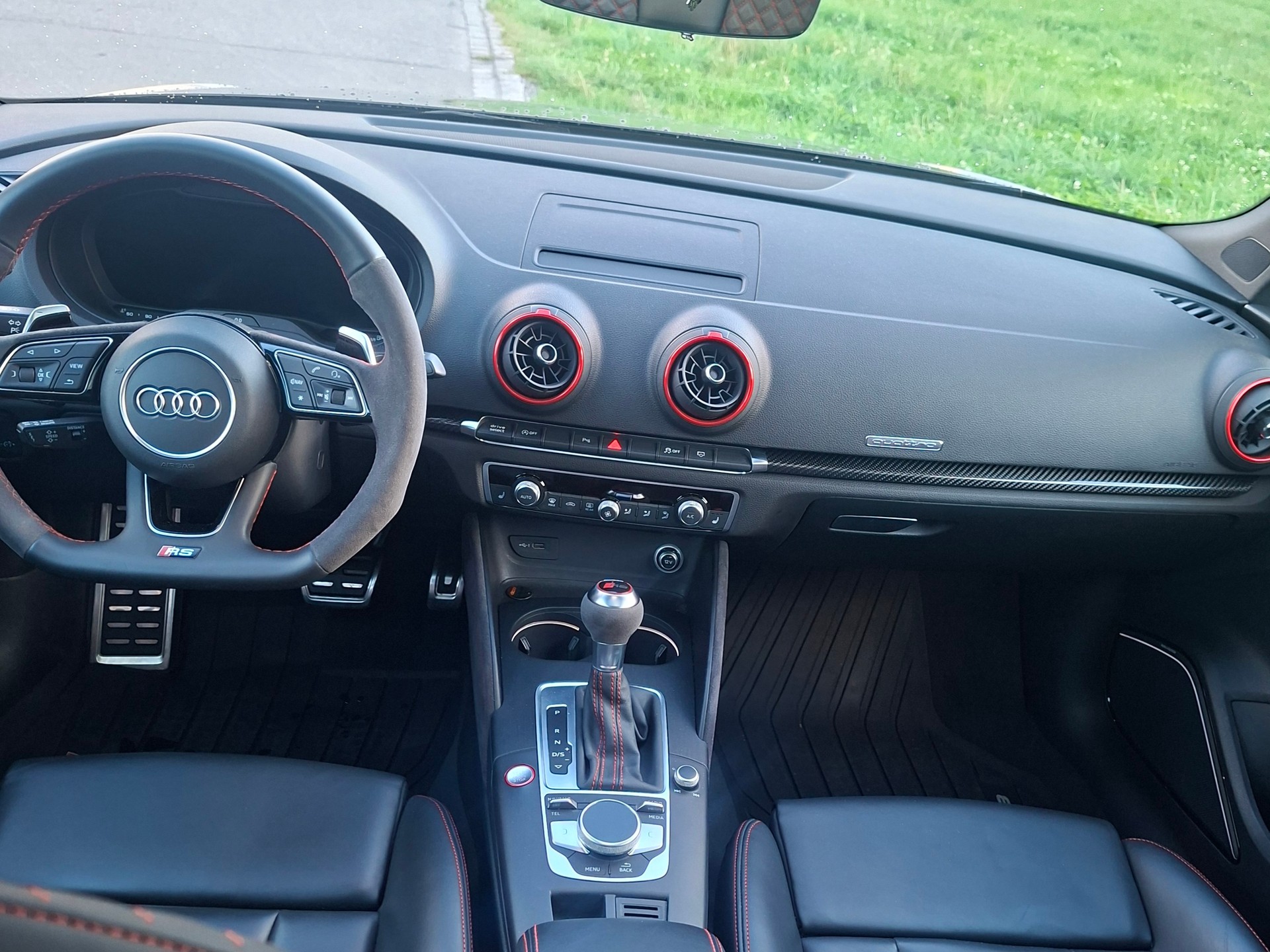 AUDI RS3 Sportback 2.5 TSI quattro S-tronic ABT orginal ohne OPF Facelift-image-8