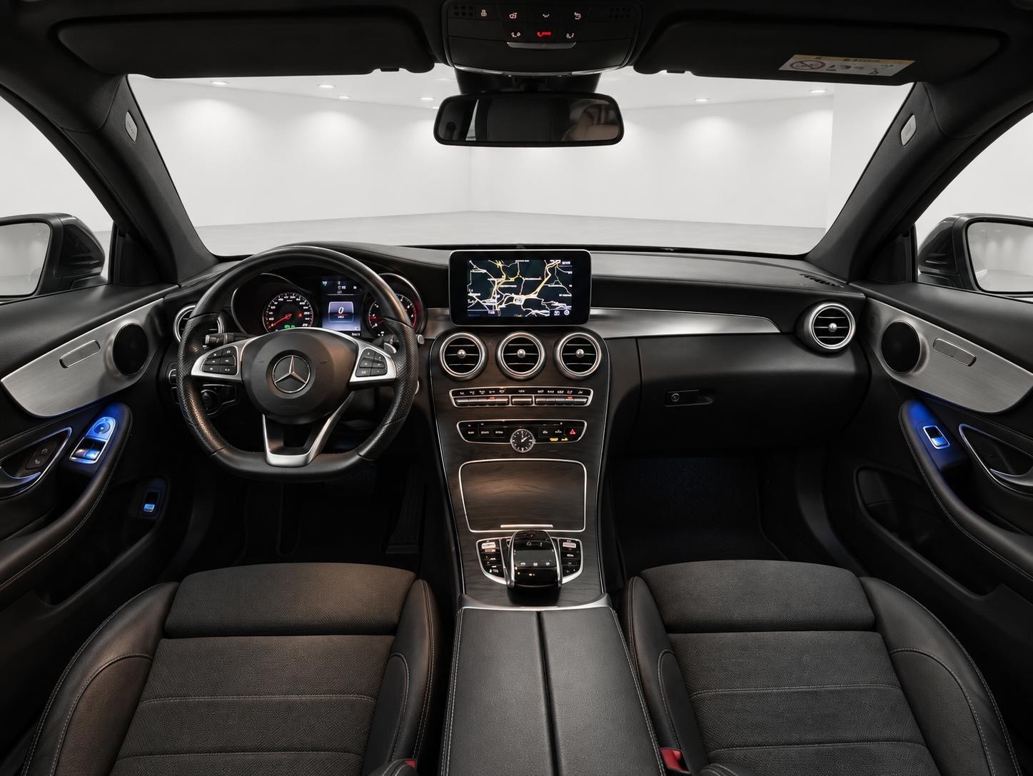 MERCEDES-BENZ C 250 AMG Line — slika 13