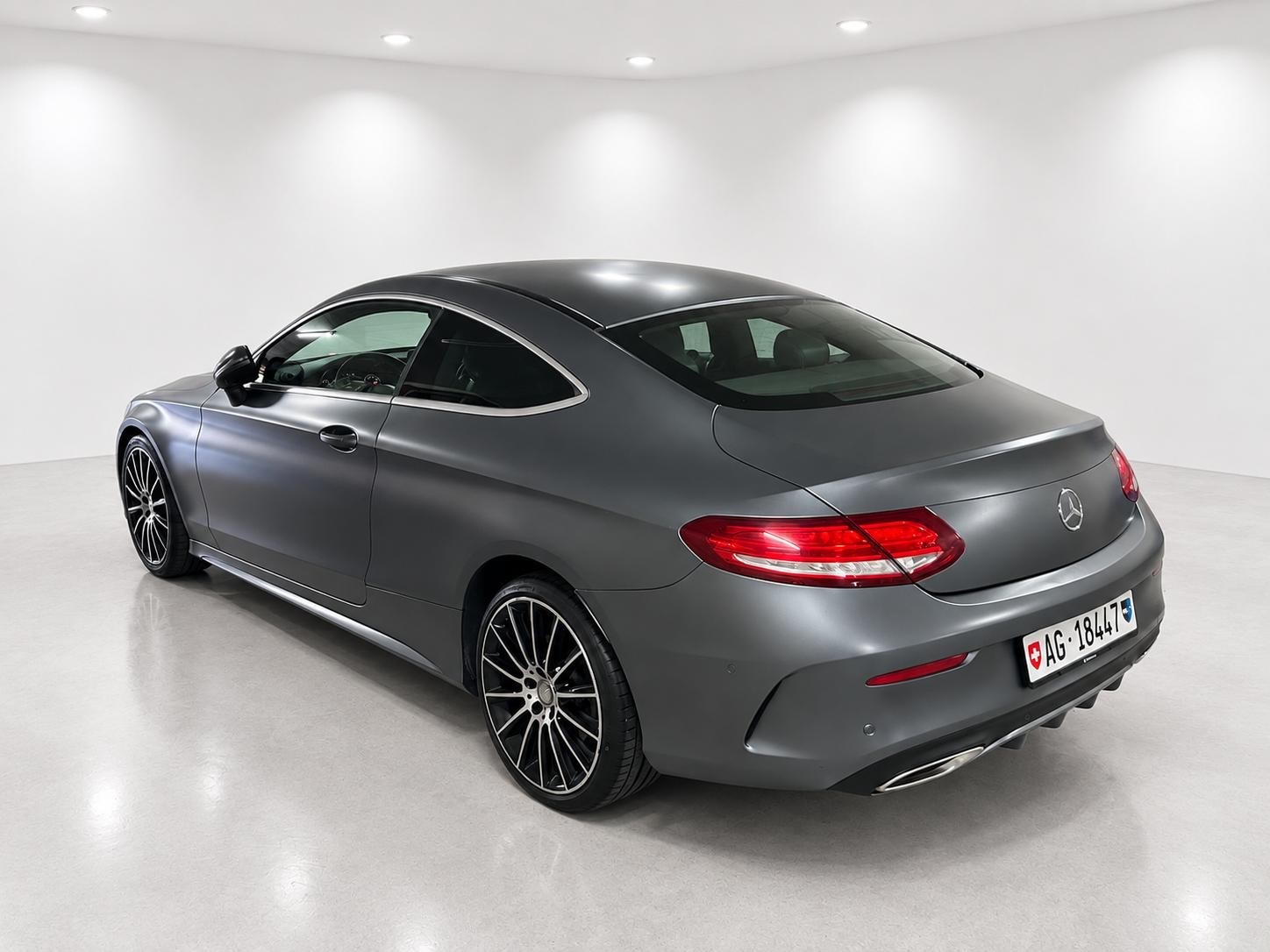 MERCEDES-BENZ C 250 AMG Line-image-2