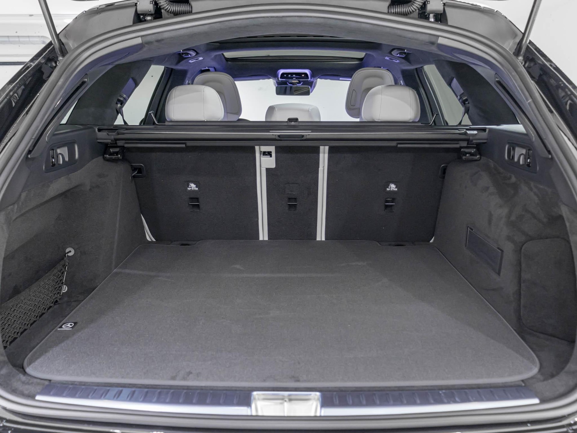 MERCEDES-BENZ E 450 d 4MATIC T-Modell-image-13
