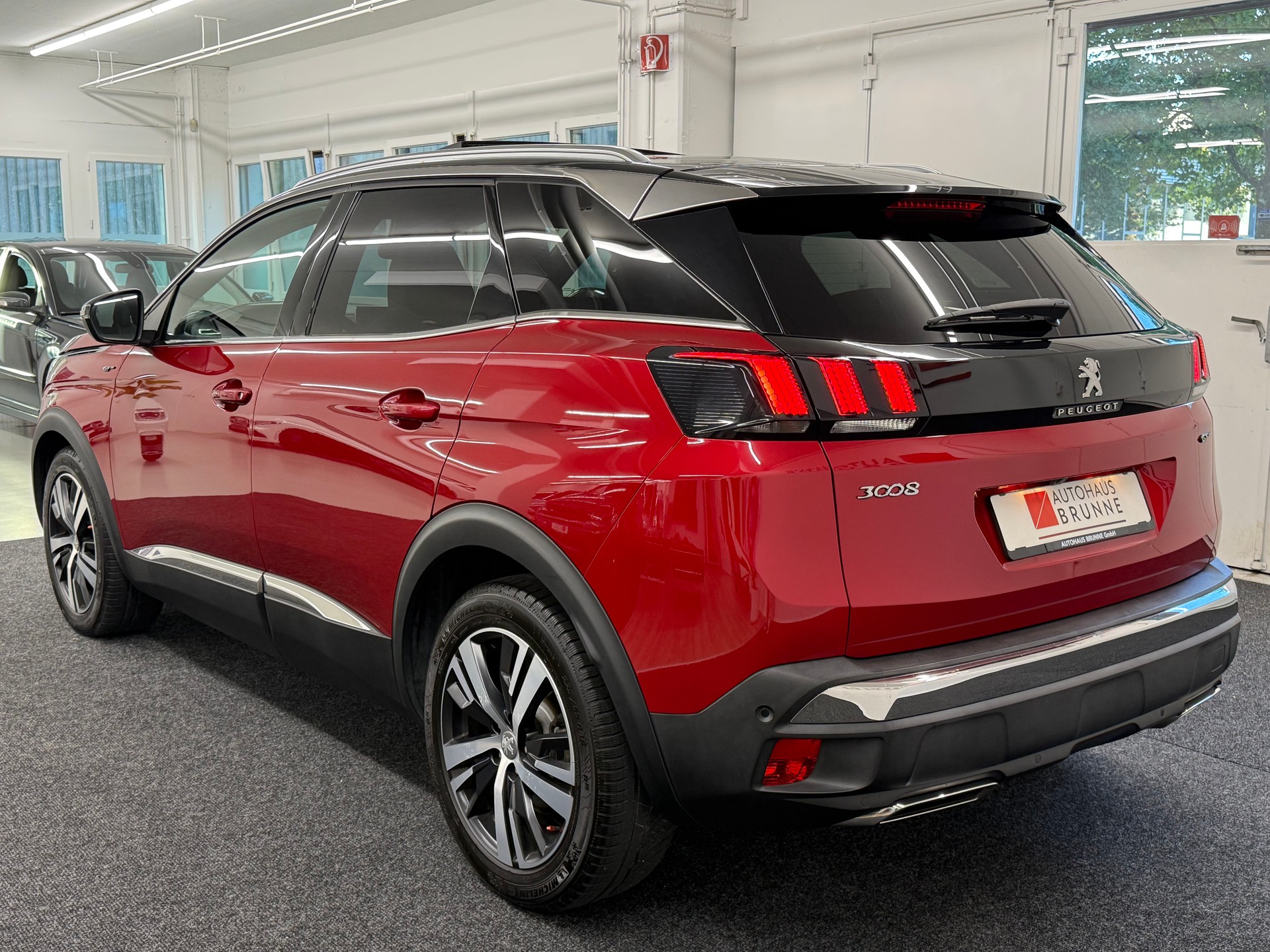PEUGEOT 3008 2.0 BlueHDi GT STT AHK-image-7