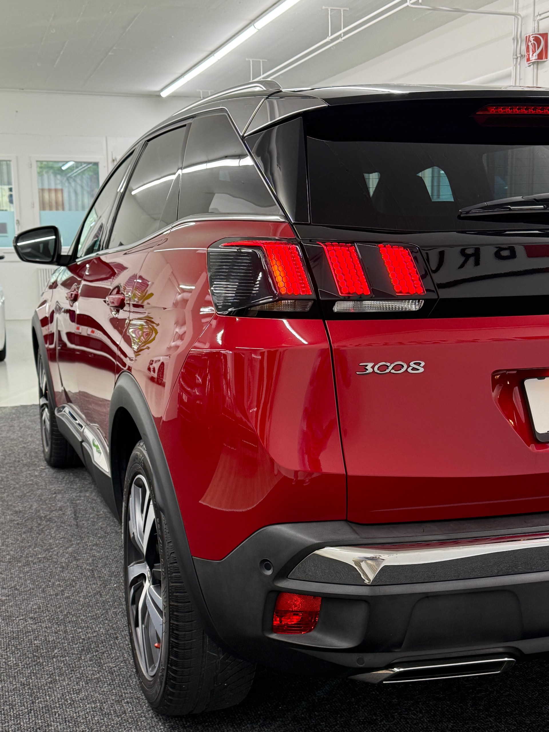 PEUGEOT 3008 2.0 BlueHDi GT STT AHK-image-8