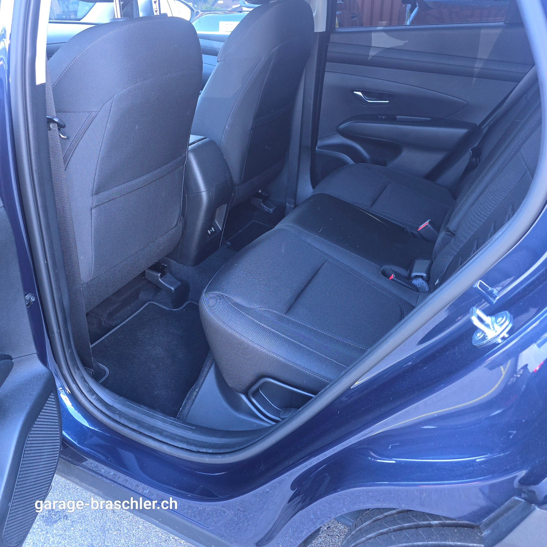 HYUNDAI Tucson 1.6 CRDI 48V Origo 4WD DCT-image-9