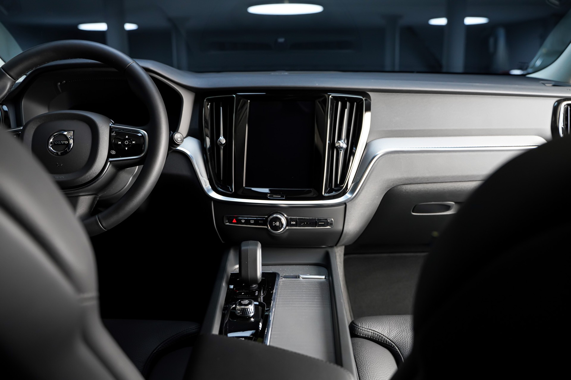 VOLVO V60 B4 Benzin Mild Hybrid Plus Dark DCT-image-22