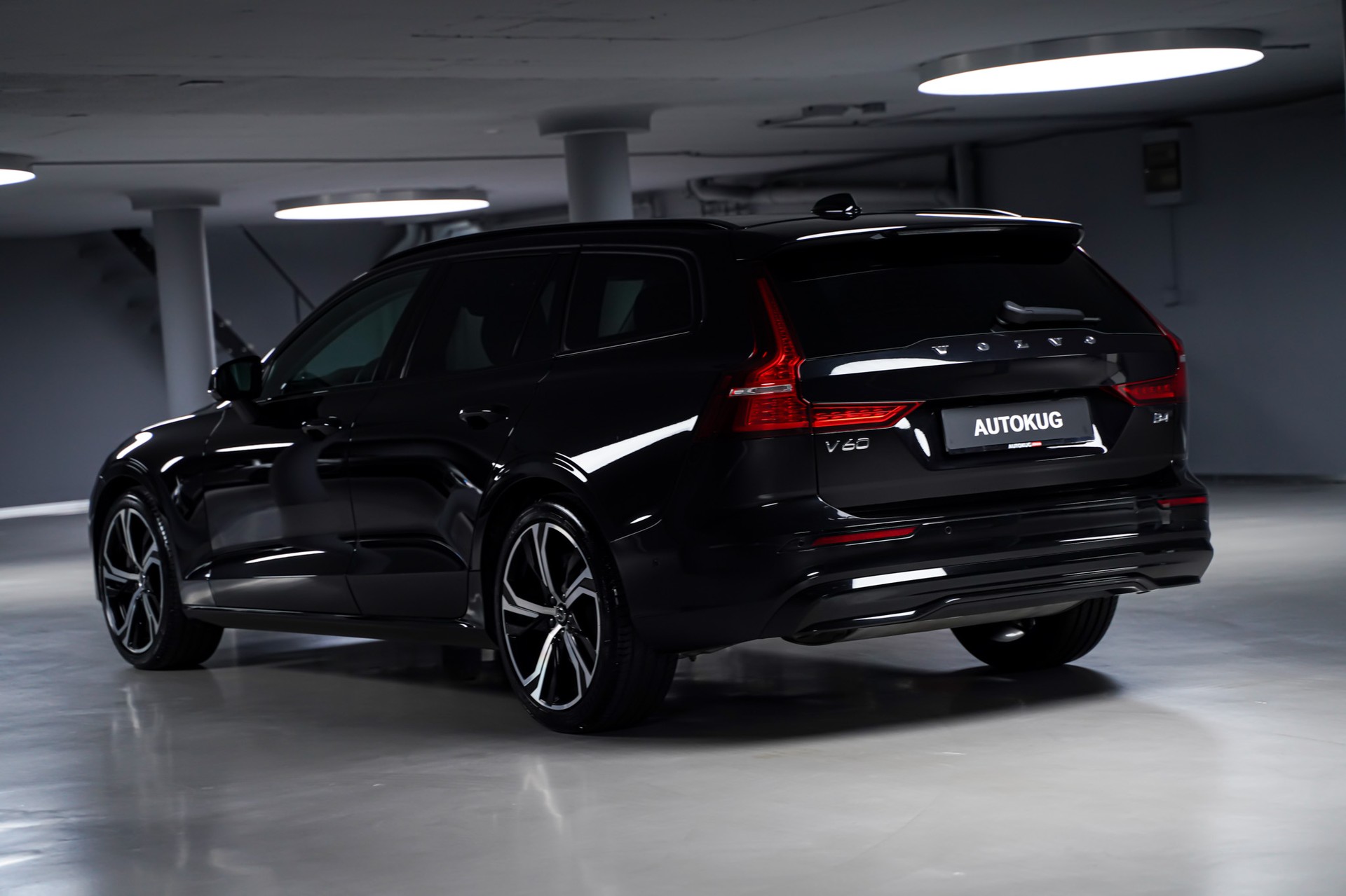 VOLVO V60 B4 Benzin Mild Hybrid Plus Dark DCT-image-6