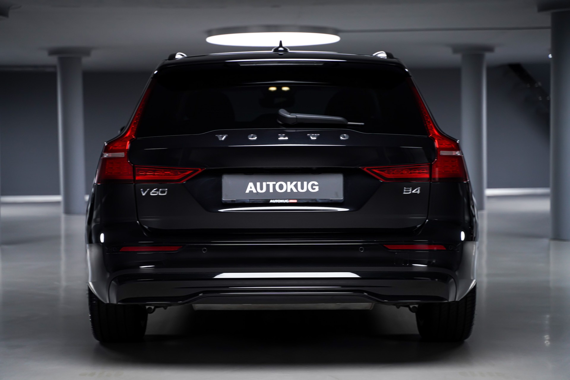 VOLVO V60 B4 Benzin Mild Hybrid Plus Dark DCT-image-5