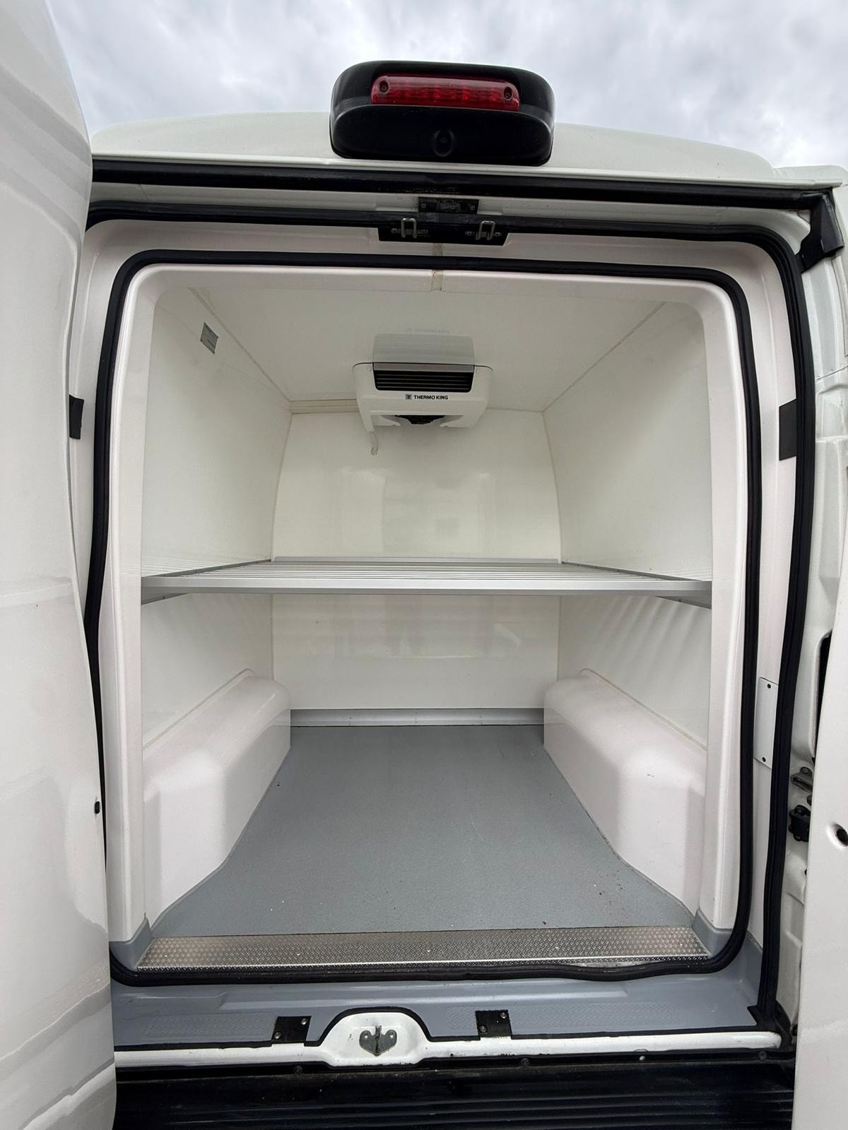 CITROEN Jumper 33 2.0 BlueHDi 130 Attraction L2H2-image-9