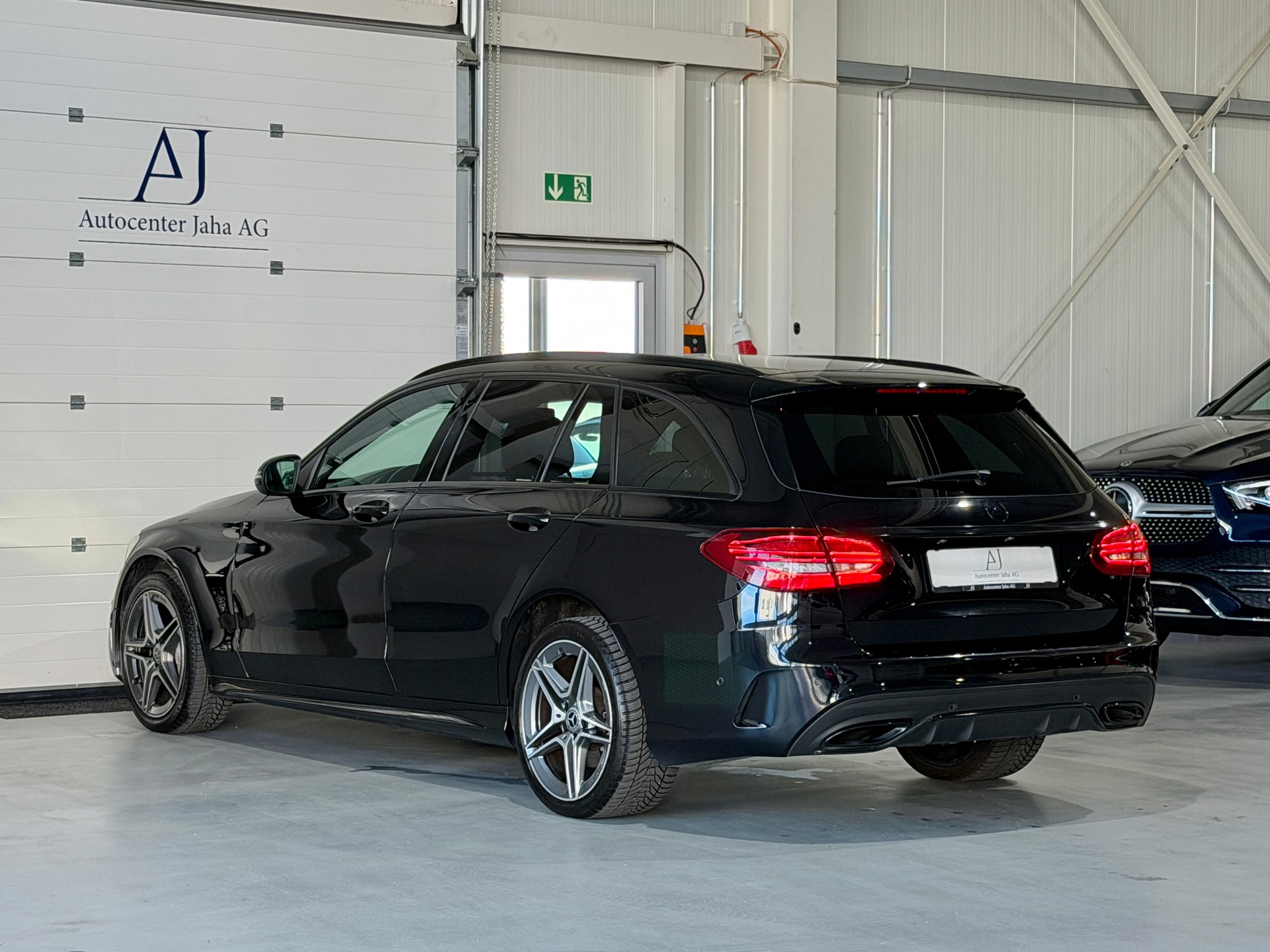 MERCEDES-BENZ C 200 Swiss Star AMG Line 4M 9G-Tronic (CH)-image-21