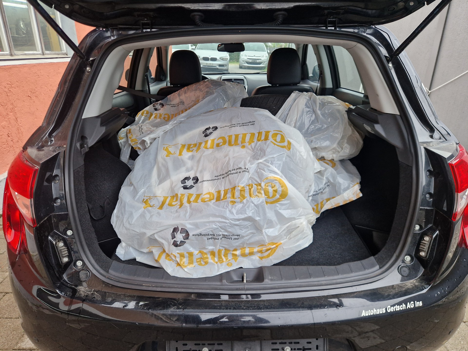 CITROEN C4 Aircross 1.6 HDi Collection 4WD-image-6