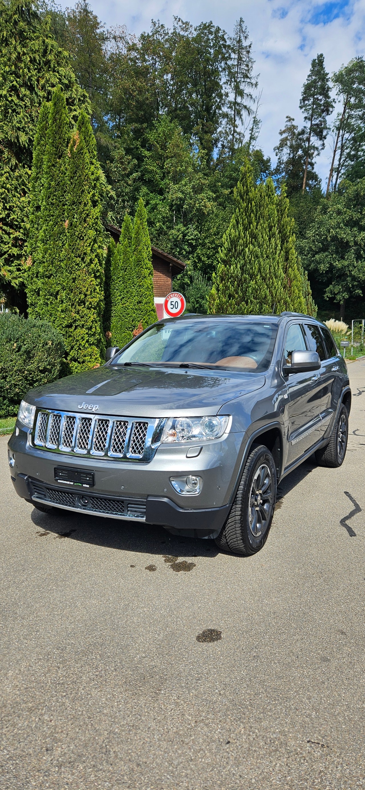 JEEP Grand Cherokee 3.0 CRD Overland Automatic-image-1