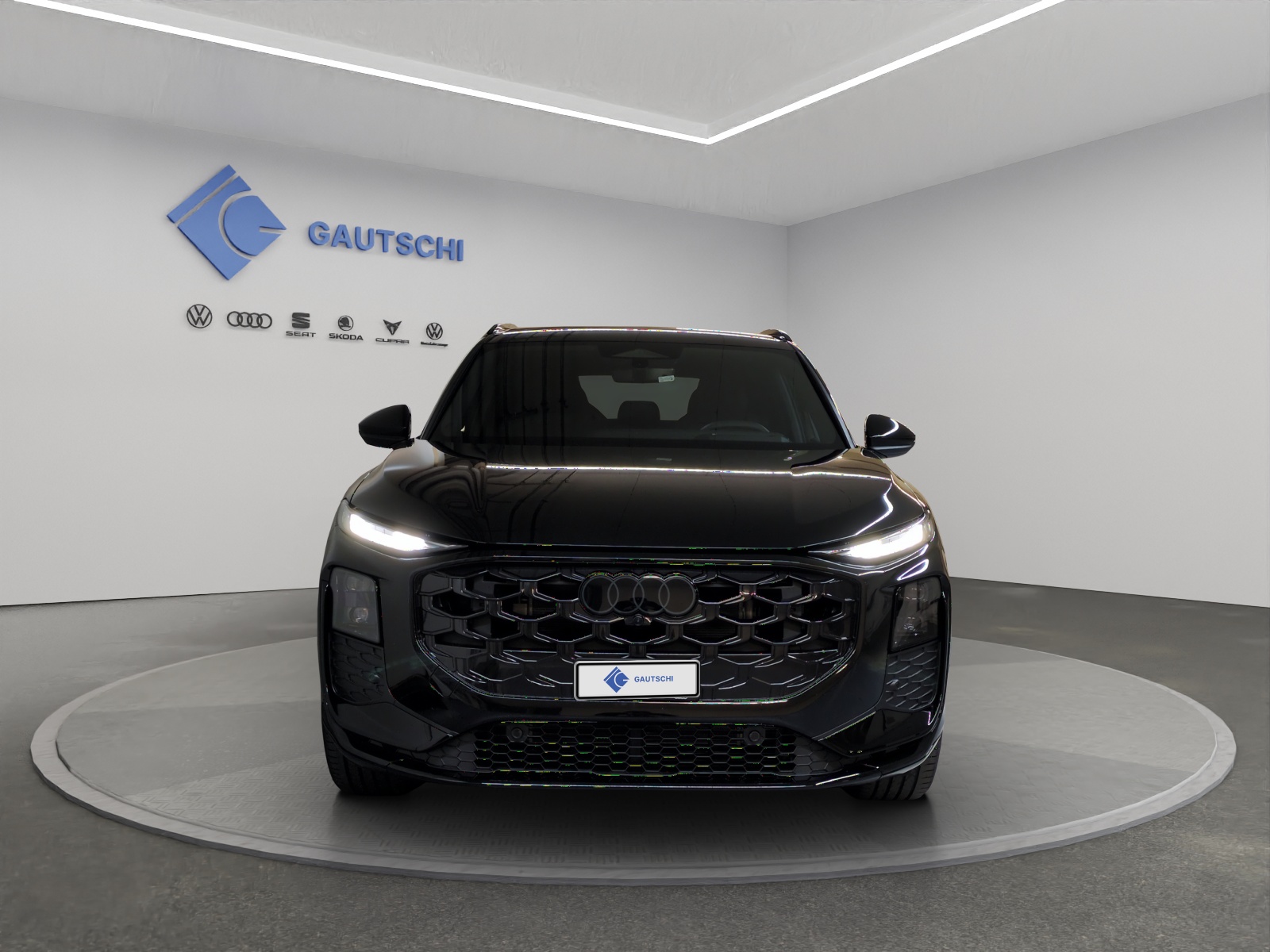 AUDI Q3 SUV TFSI quattro 195 kW S tronic-image-4