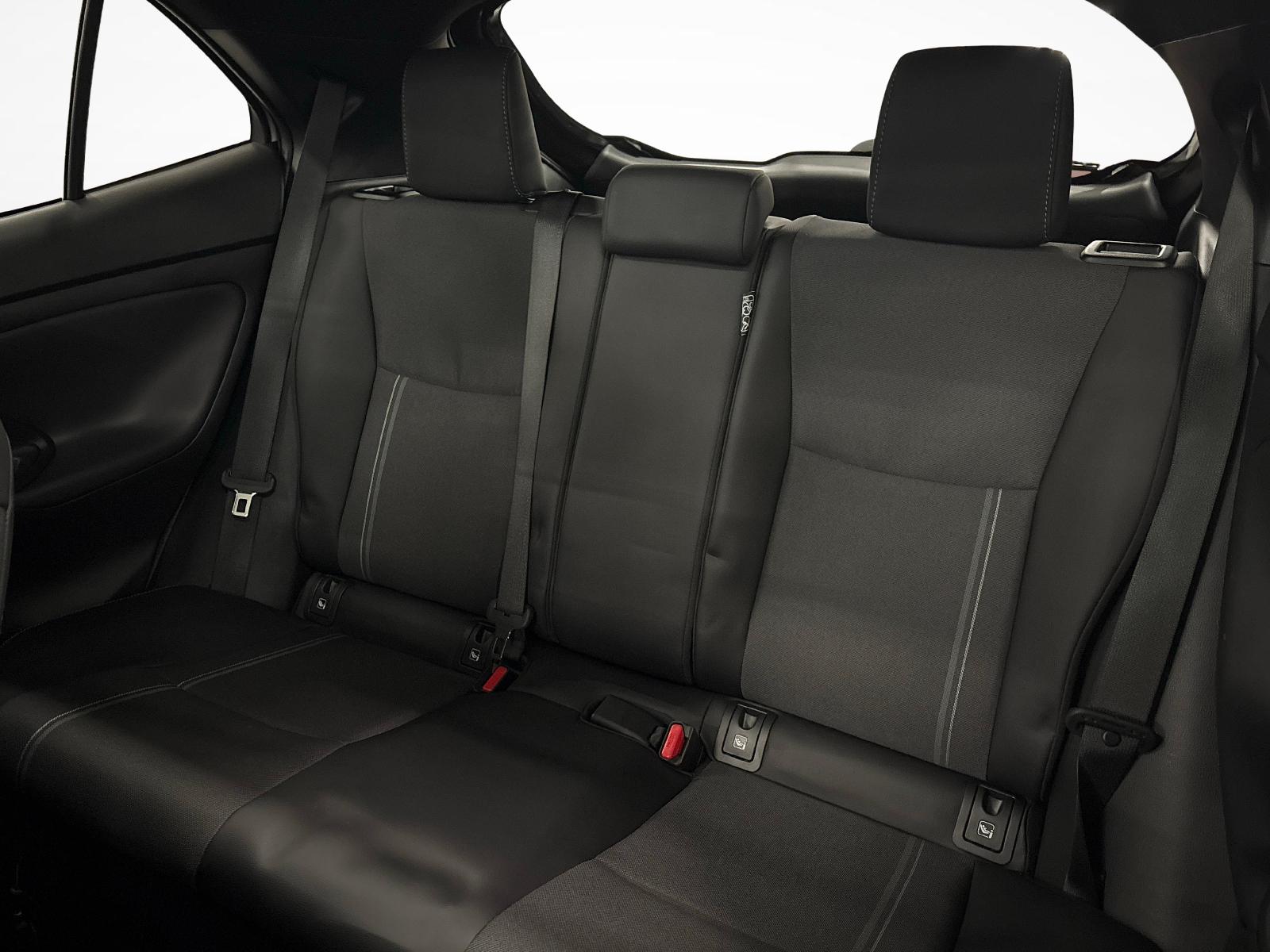 TOYOTA Yaris Cross 1.5 VVT-i HSD Premium AWD-i-image-10