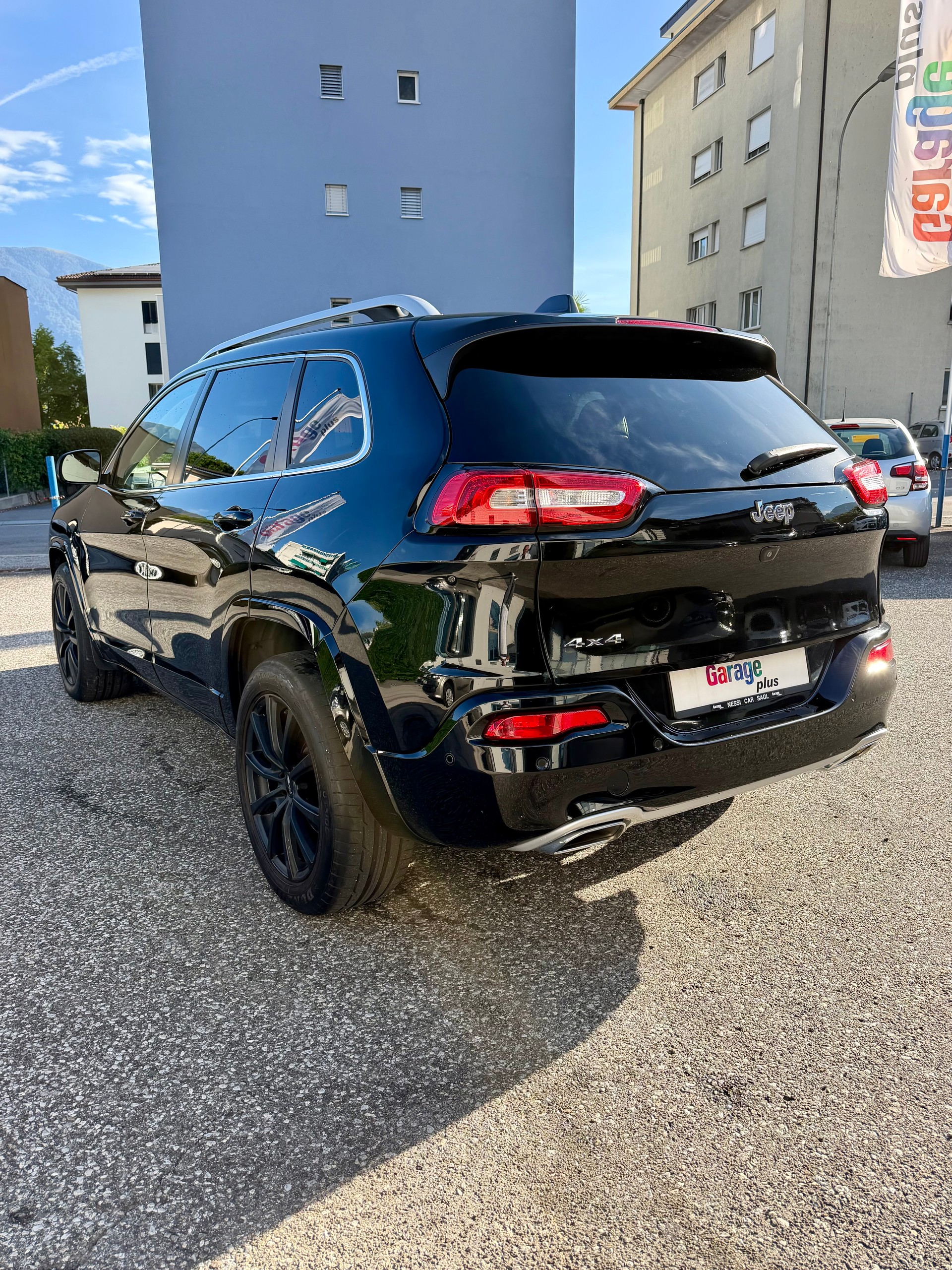 JEEP Cherokee 2.2TD Overland AWD 9ATX AD-image-4