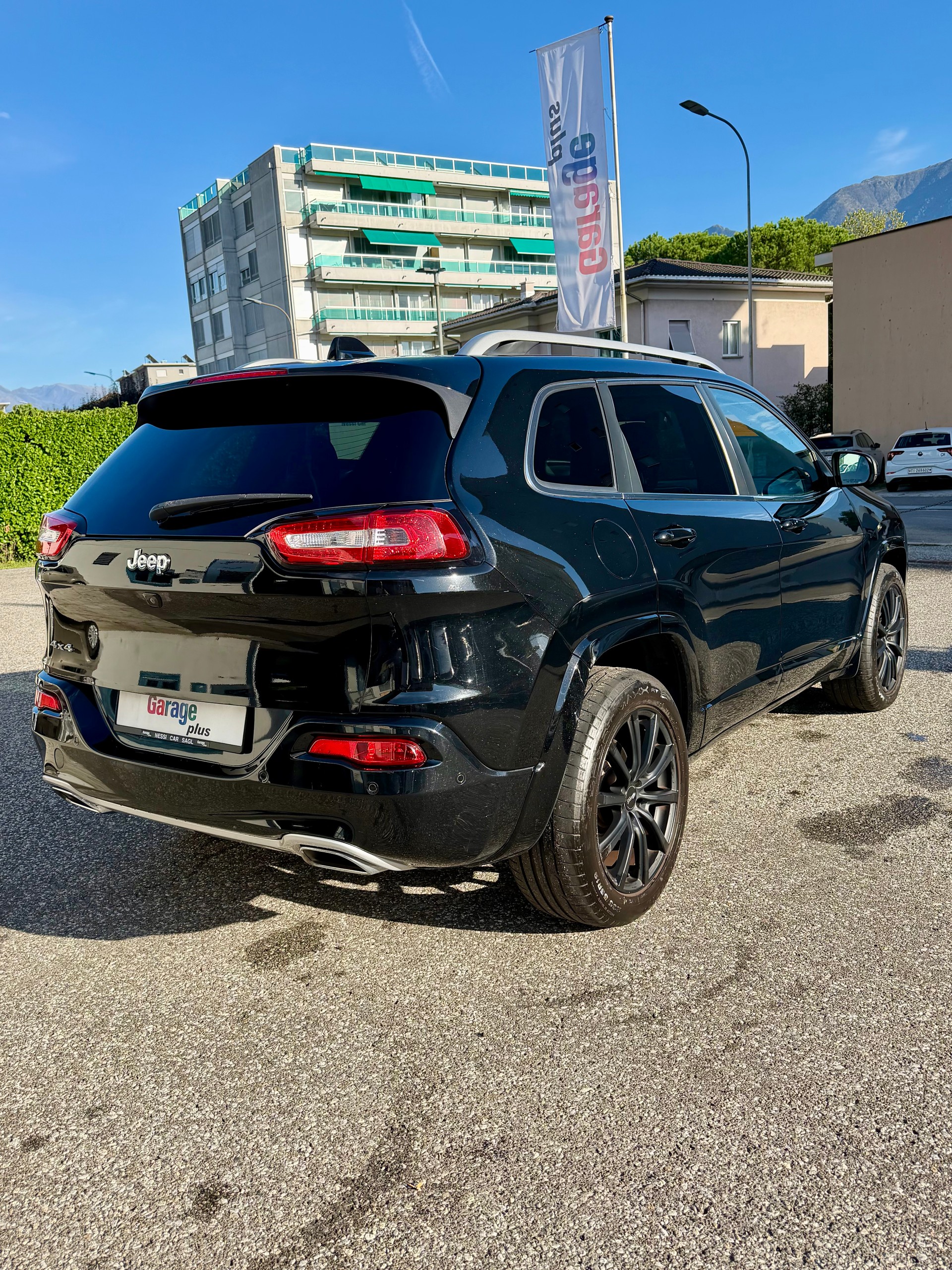 JEEP Cherokee 2.2TD Overland AWD 9ATX AD-image-3