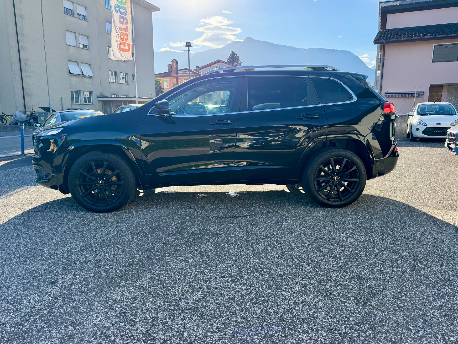 JEEP Cherokee 2.2TD Overland AWD 9ATX AD-image-5