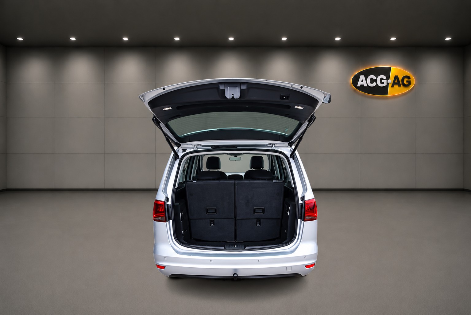 SEAT Alhambra 2.0 TDI DSG Style ** 7-Plätzer ** Gr-Navi ** RF-Kamera ** Totwinkel-Assistent ** Anh-Kupplung ** Frisch Ab MFK **-image-9