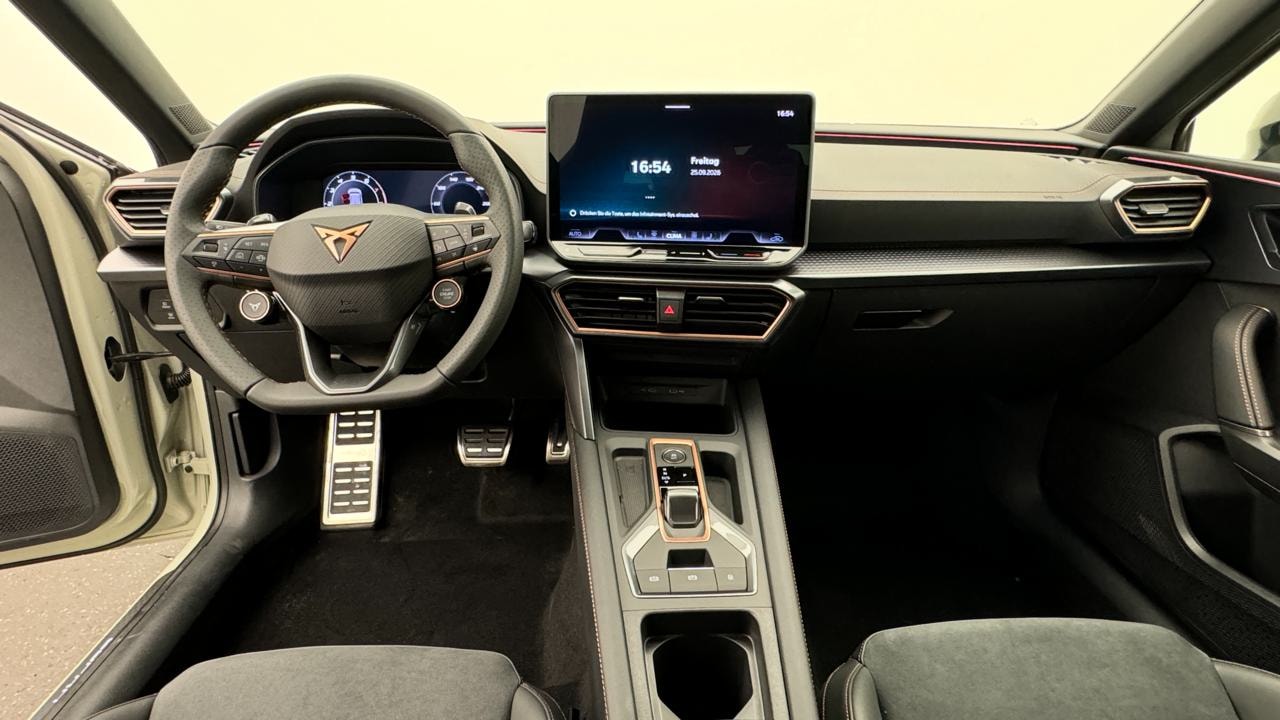CUPRA LEON ST 2.0 TSI VZ DSG 4Drive-image-6