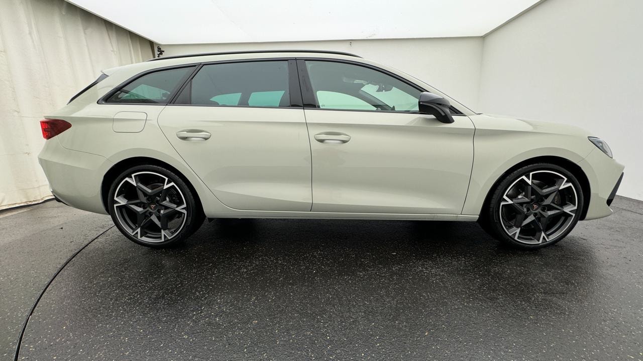 CUPRA LEON ST 2.0 TSI VZ DSG 4Drive-image-1