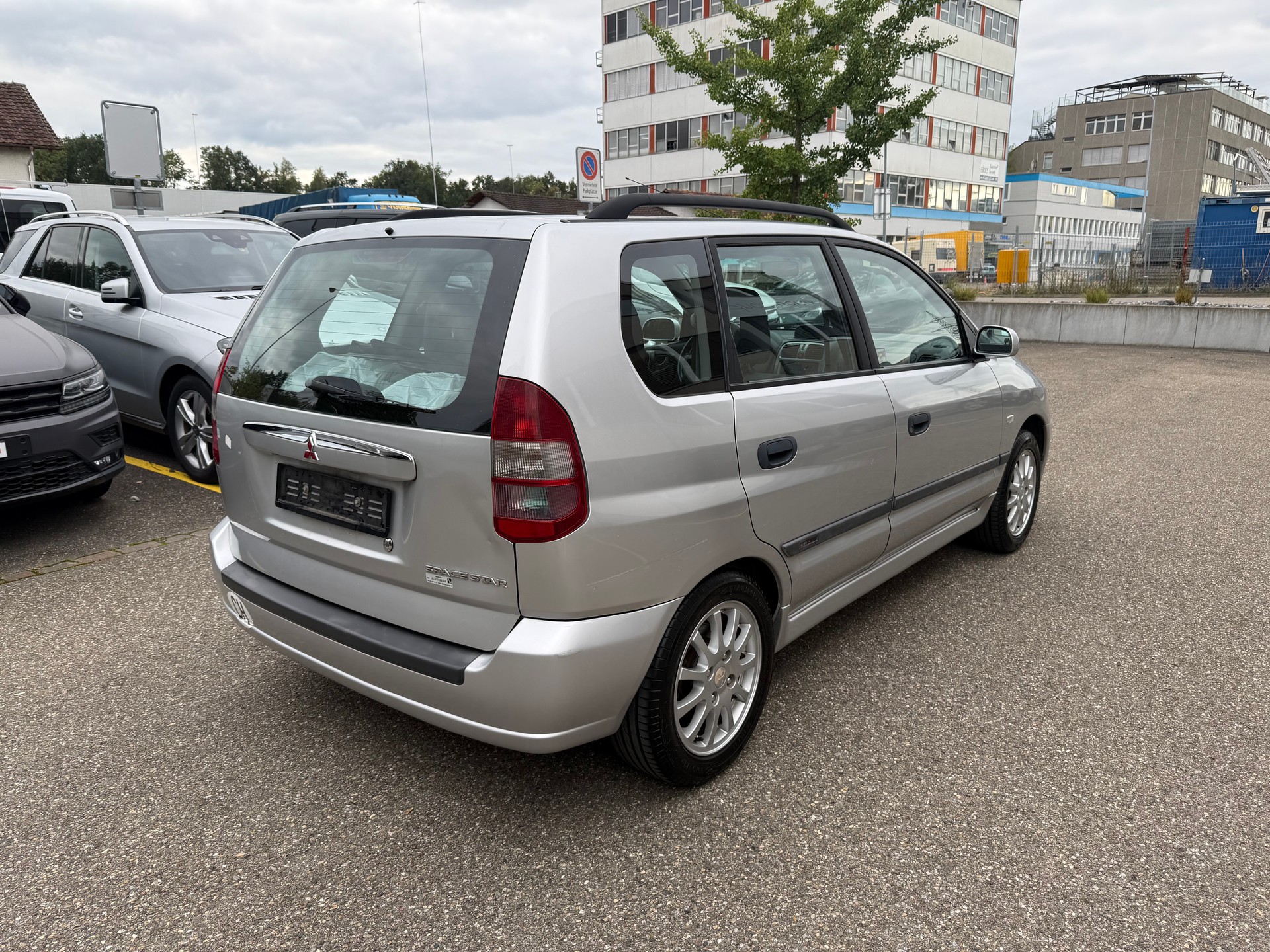 MITSUBISHI Space Star 1.6 Silver 25-image-5