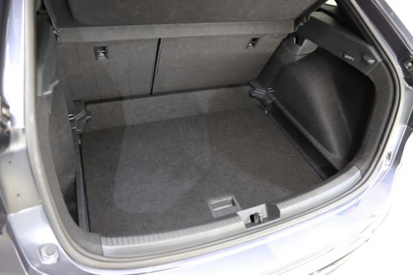 VW Taigo 1.0 TSI R-Line DSG-image-11
