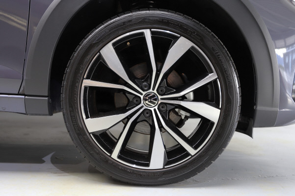 VW Taigo 1.0 TSI R-Line DSG-image-12