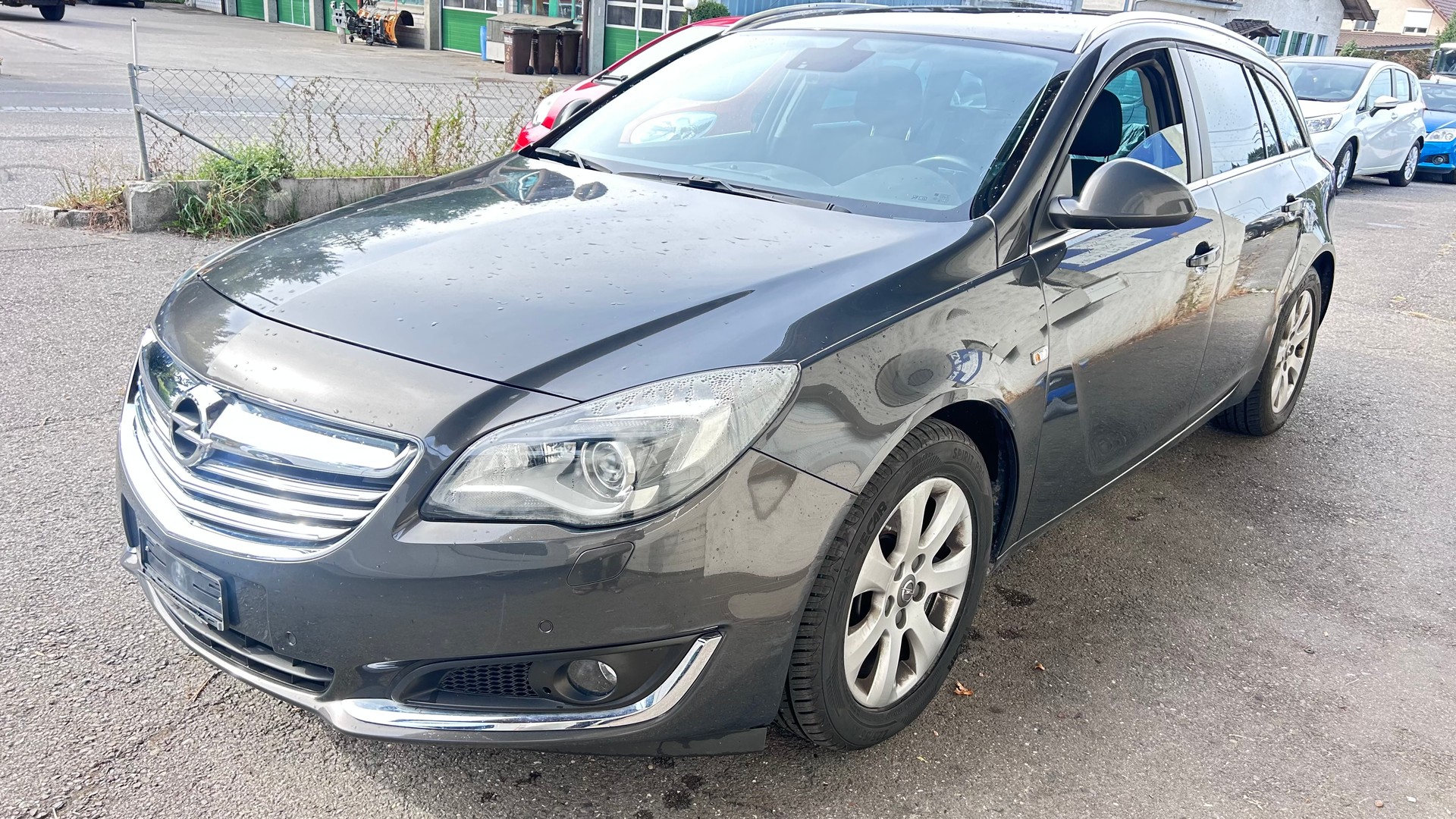 OPEL Insignia Sports Tourer 1.6 Turbo Cosmo Automatic-image-0