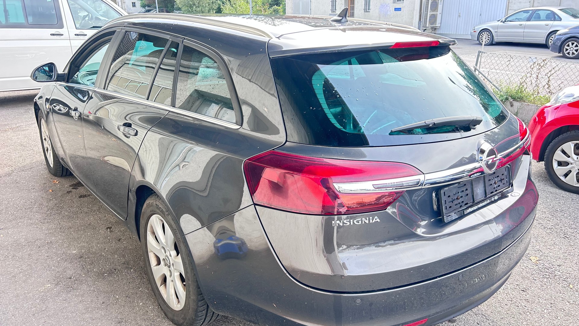 OPEL Insignia Sports Tourer 1.6 Turbo Cosmo Automatic-image-5