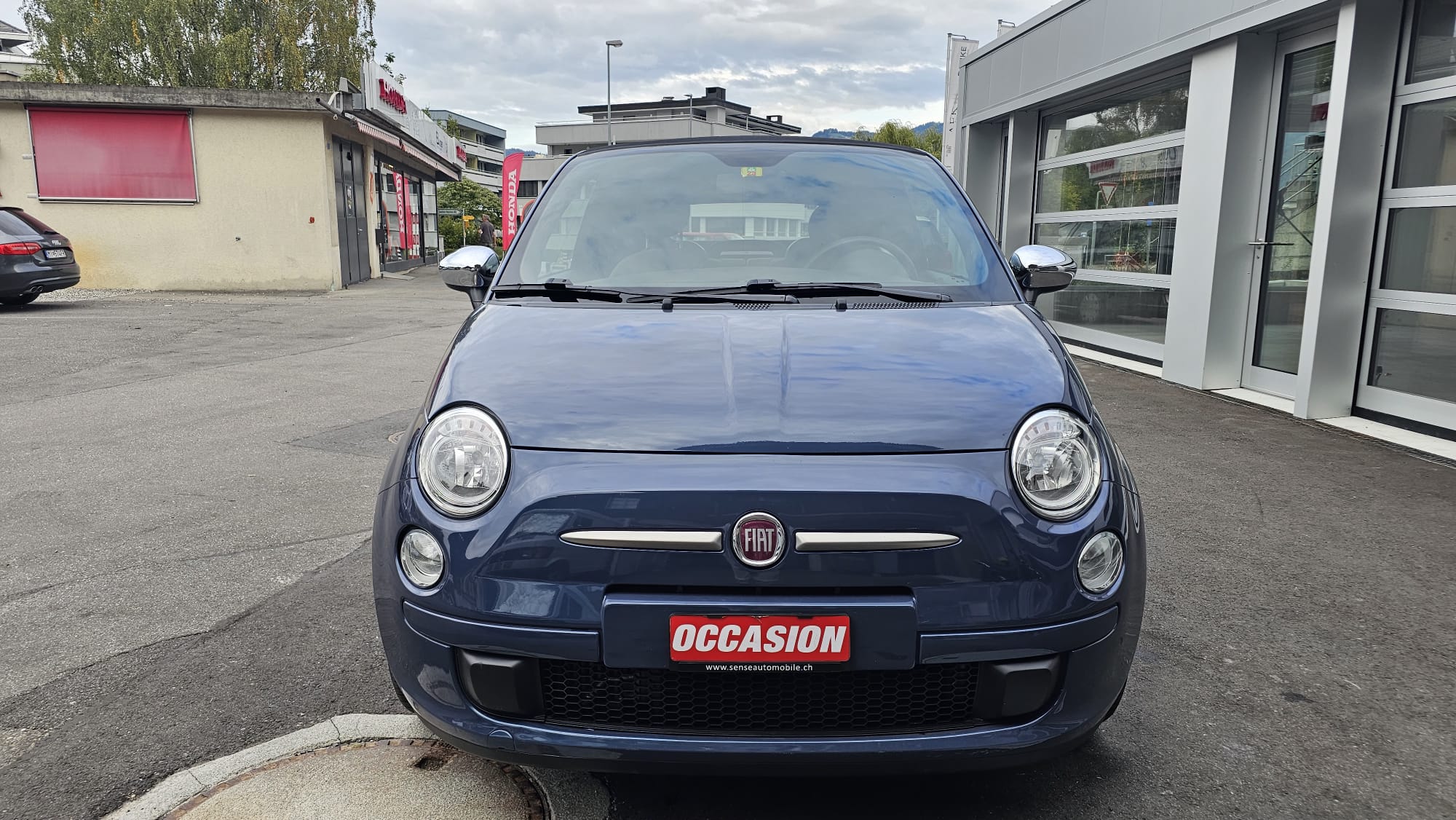 Car photo