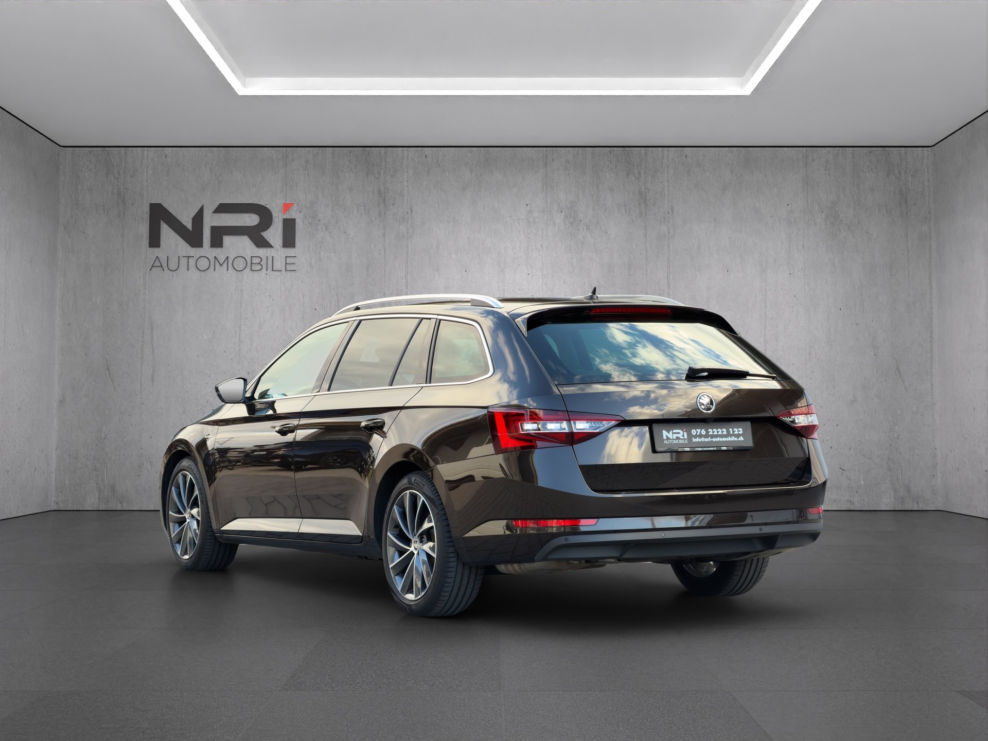 SKODA Superb Combi 2.0 TDI 190 L & K 4x4 DSG-image-6