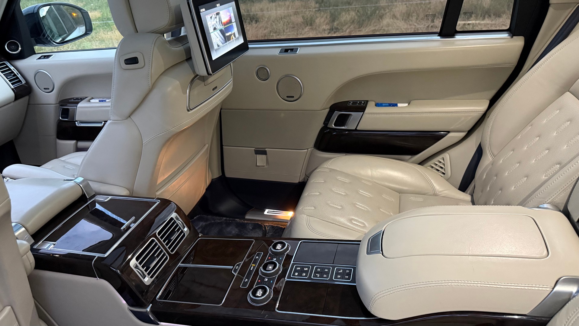 LAND ROVER Range Rover LWB 5.0 V8 SC SV Autobiography Autom.-image-9