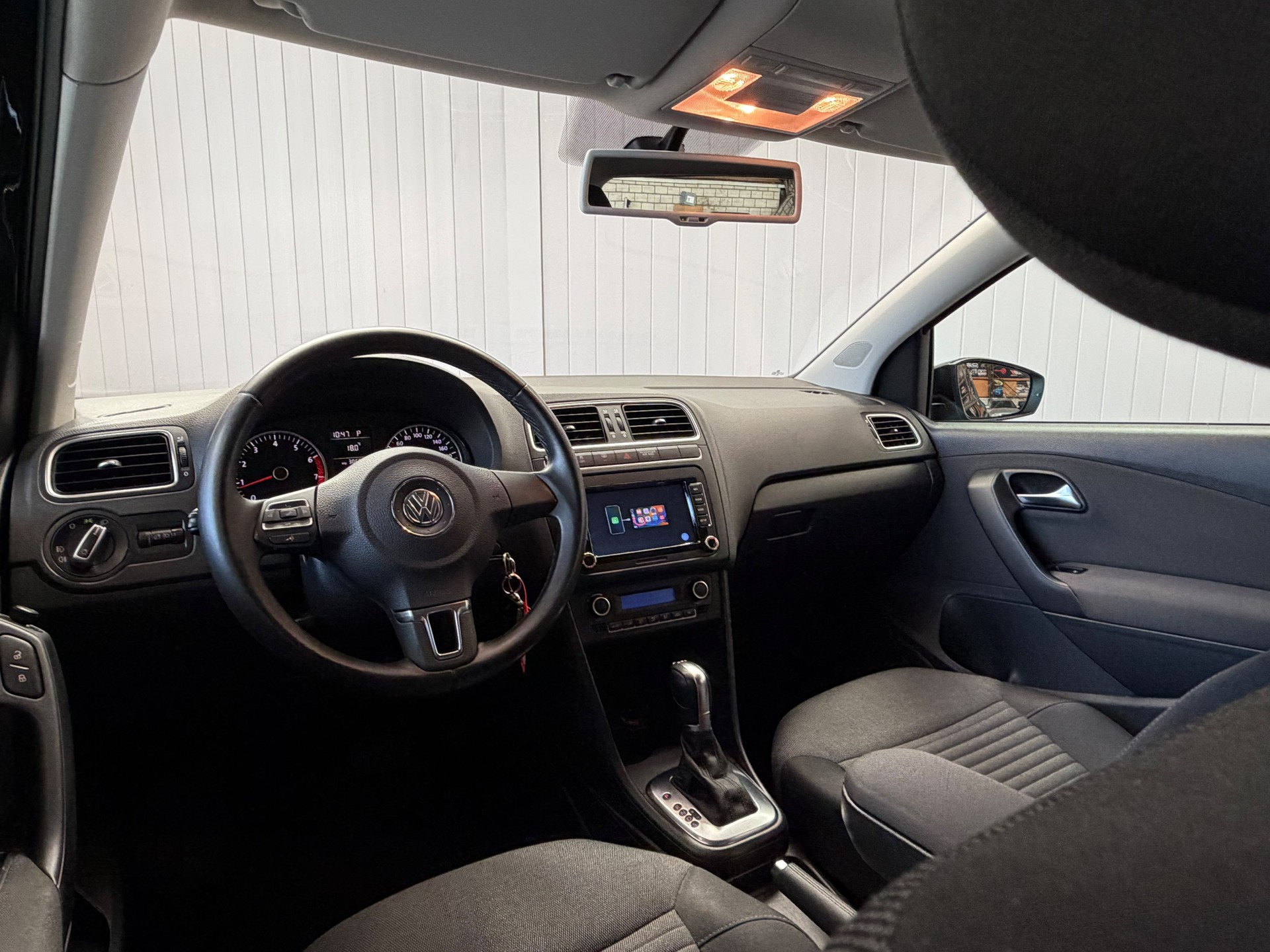 VW Polo 1.4 16V DSG - frisch ab MFK und Service - Carplay Navi-image-8