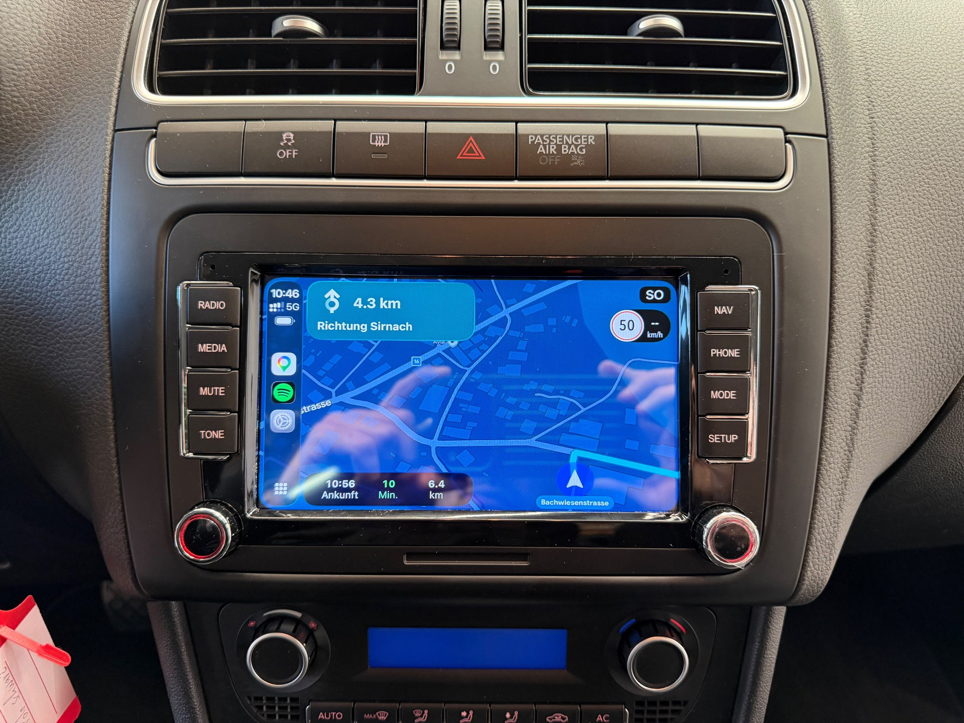 VW Polo 1.4 16V DSG - frisch ab MFK und Service - Carplay Navi-image-12