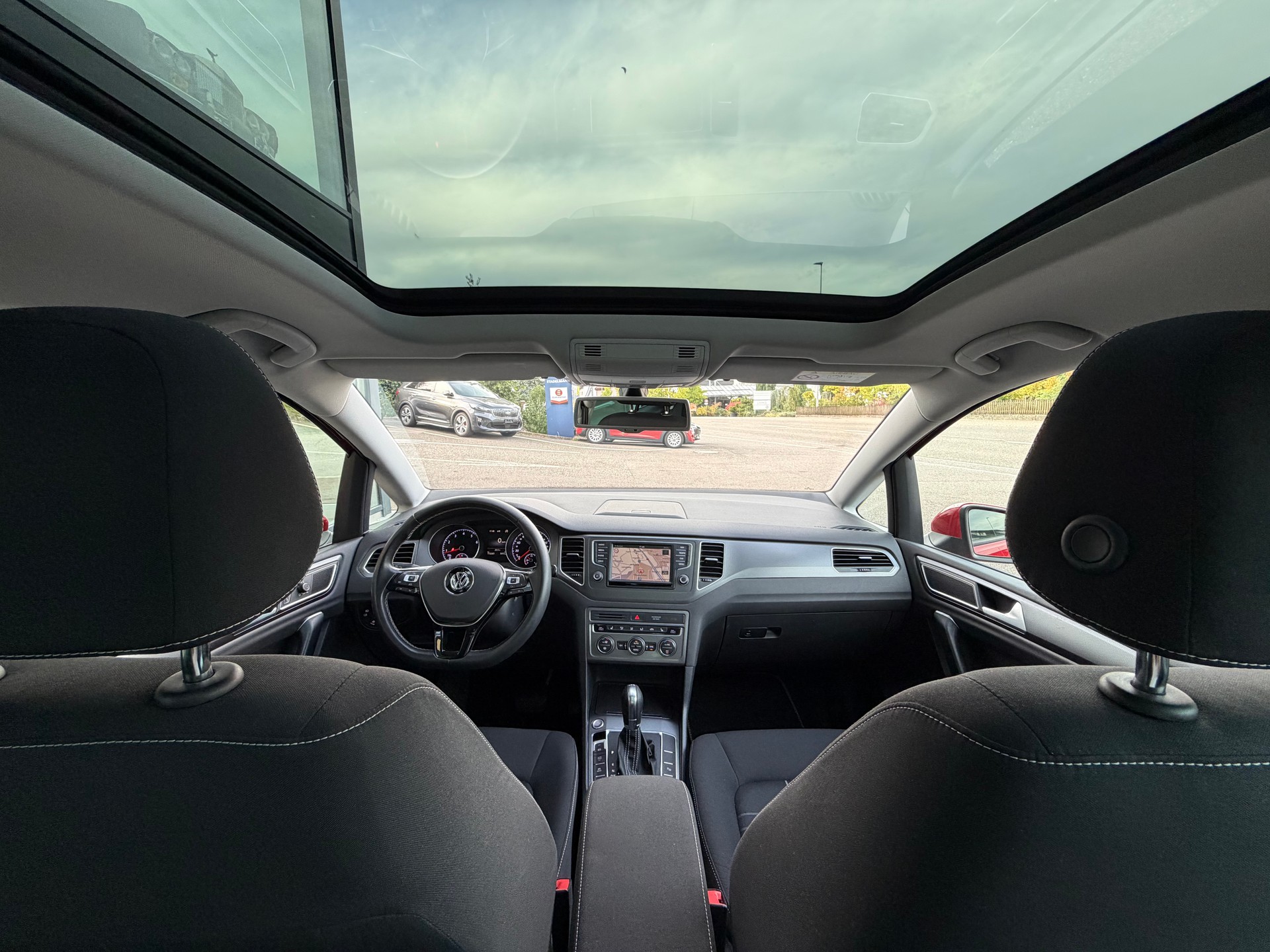 VW Golf Sportsvan 1.4 TSI 125 Comfortline DSG-image-23