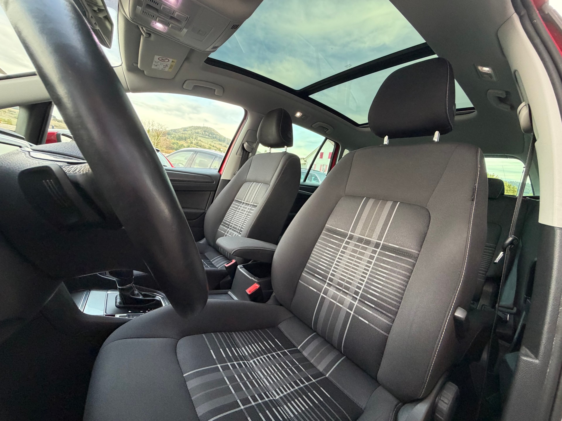 VW Golf Sportsvan 1.4 TSI 125 Comfortline DSG-image-13