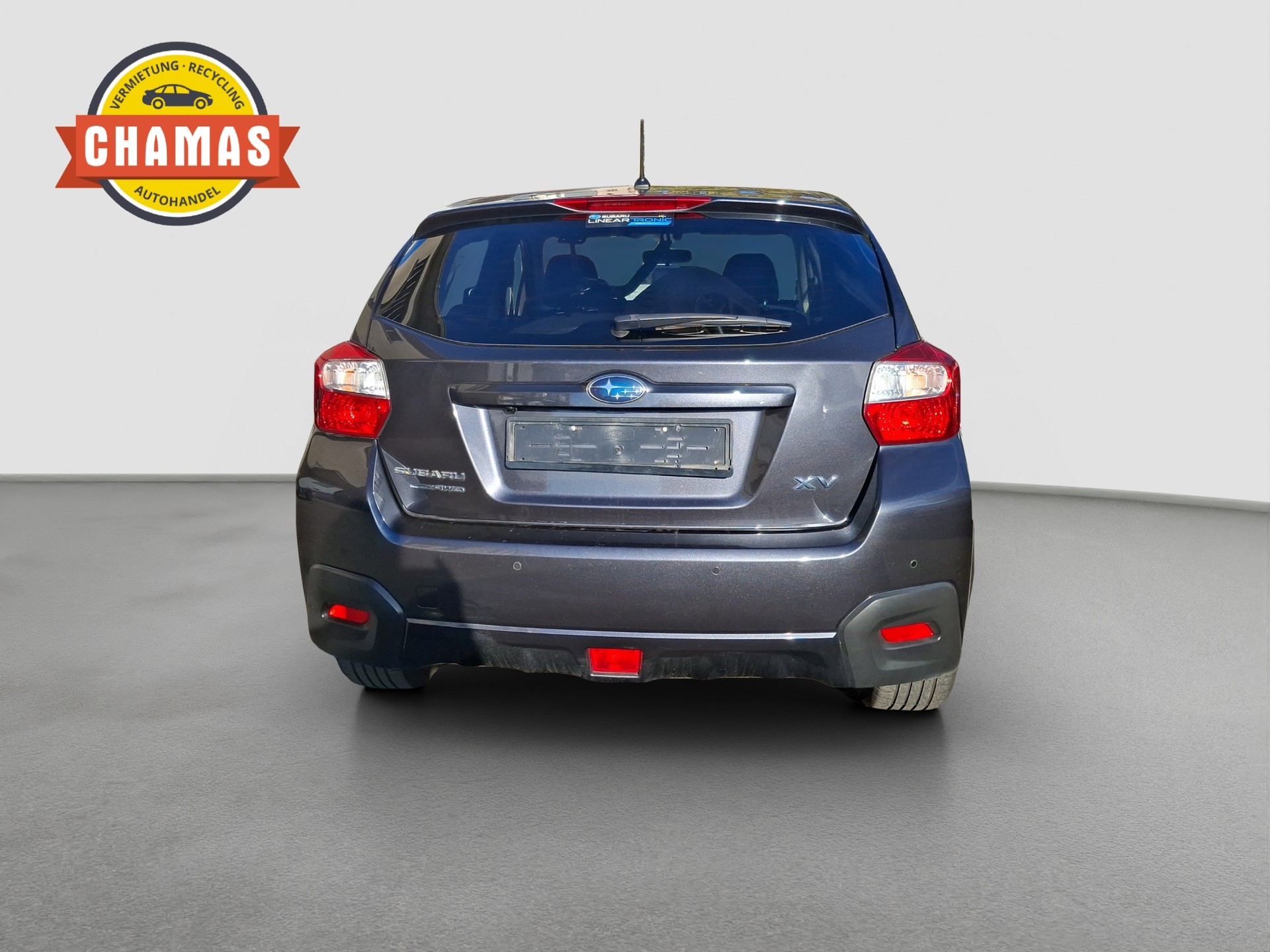 SUBARU XV 2.0 Swiss Two AWD CVT-image-3