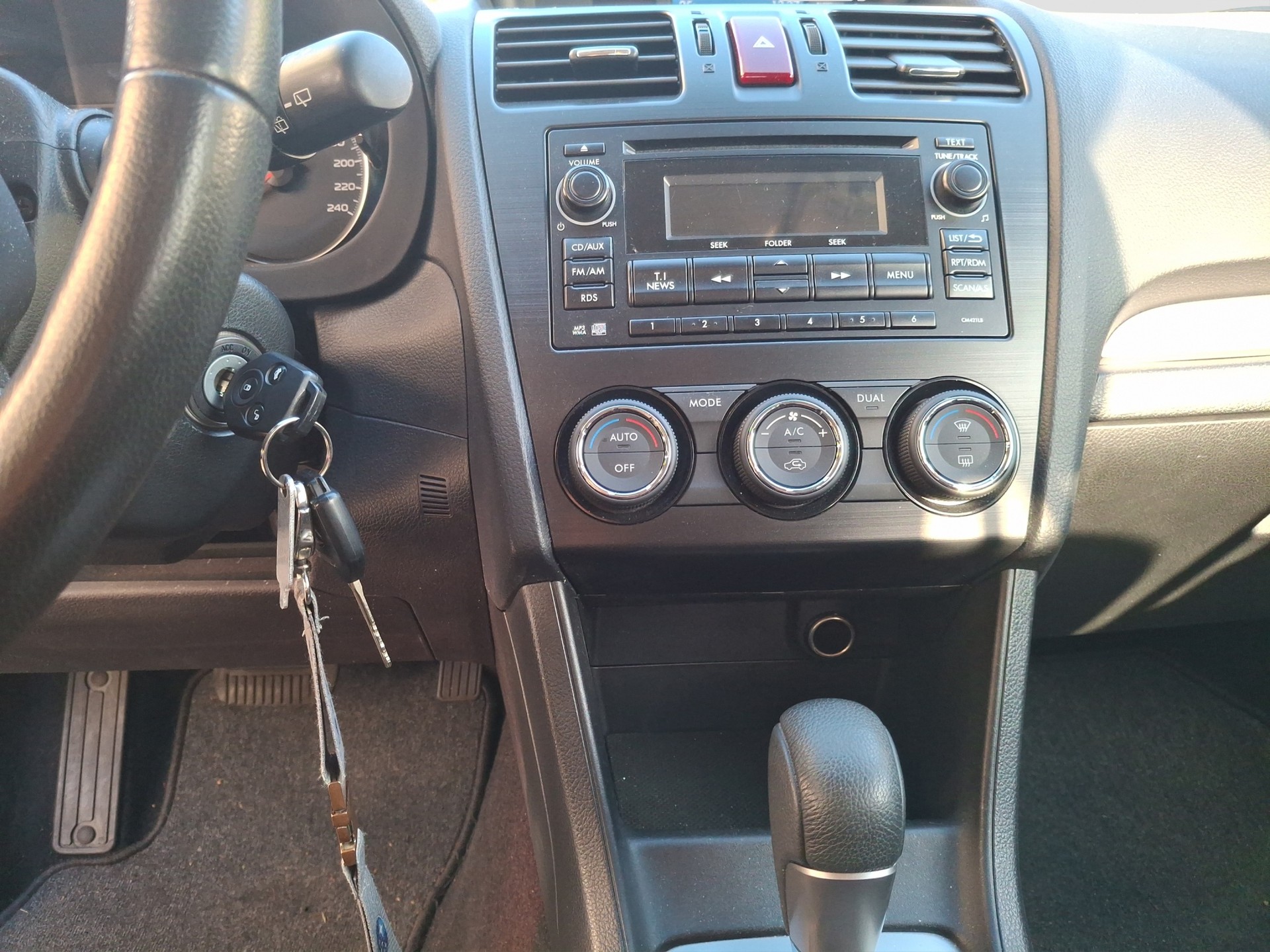 SUBARU XV 2.0 Swiss Two AWD CVT-image-9