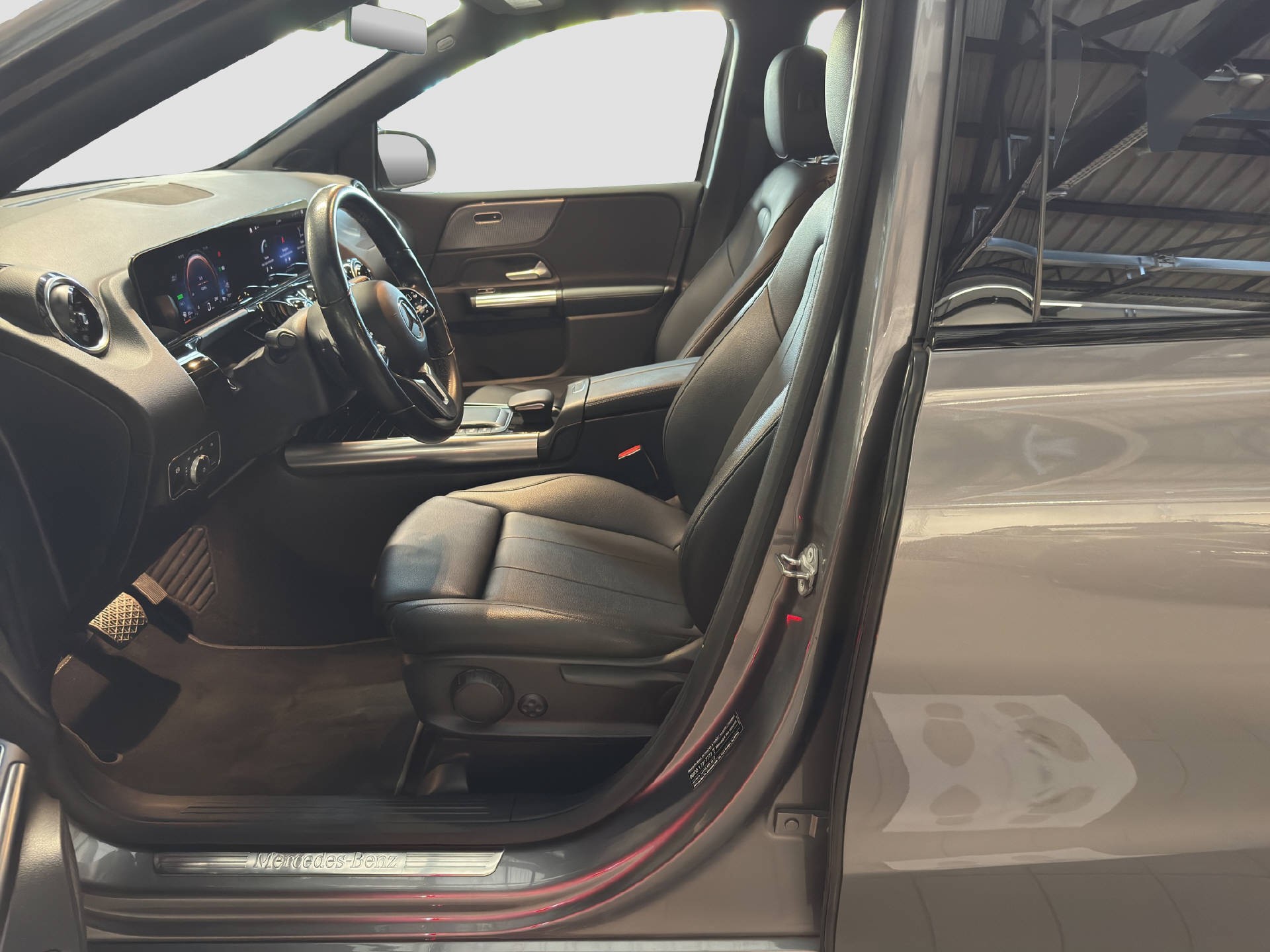 MERCEDES-BENZ B 250 e Progressive-image-6