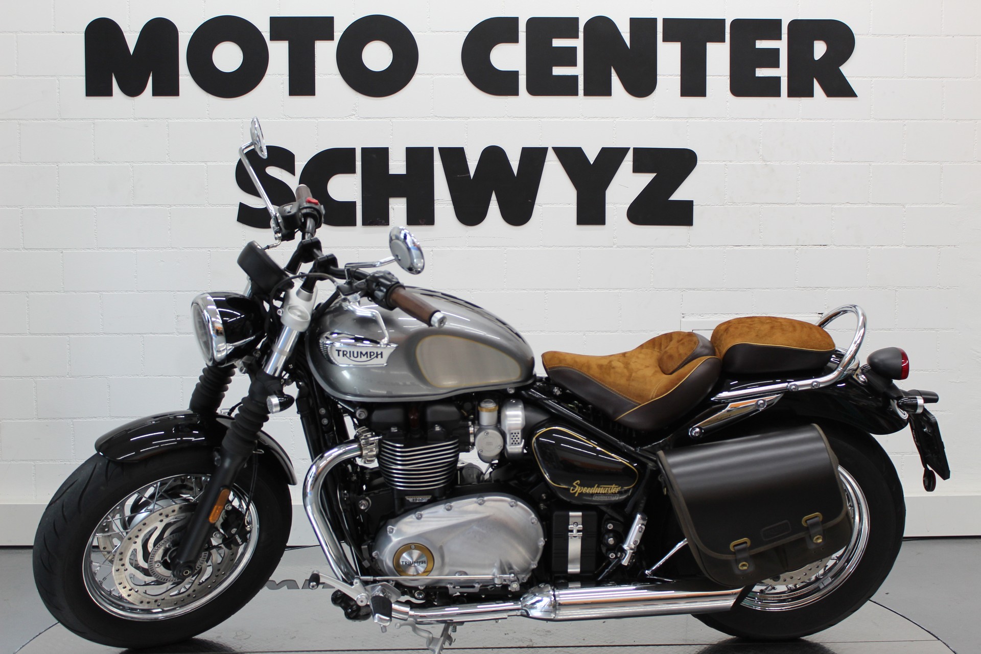 TRIUMPH Bonneville 1200 Speedmaster-image-5