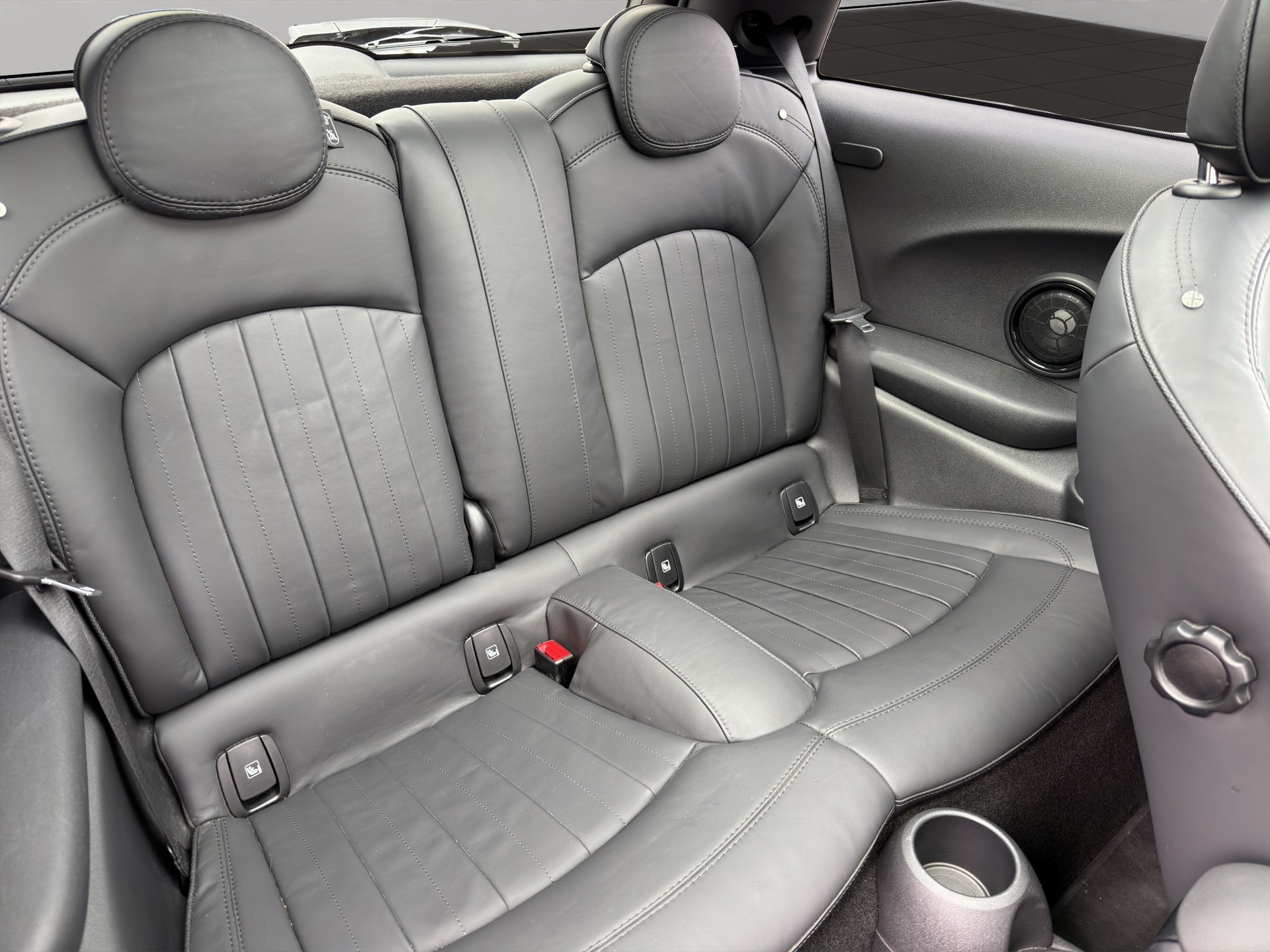 MINI Cooper SE-image-21