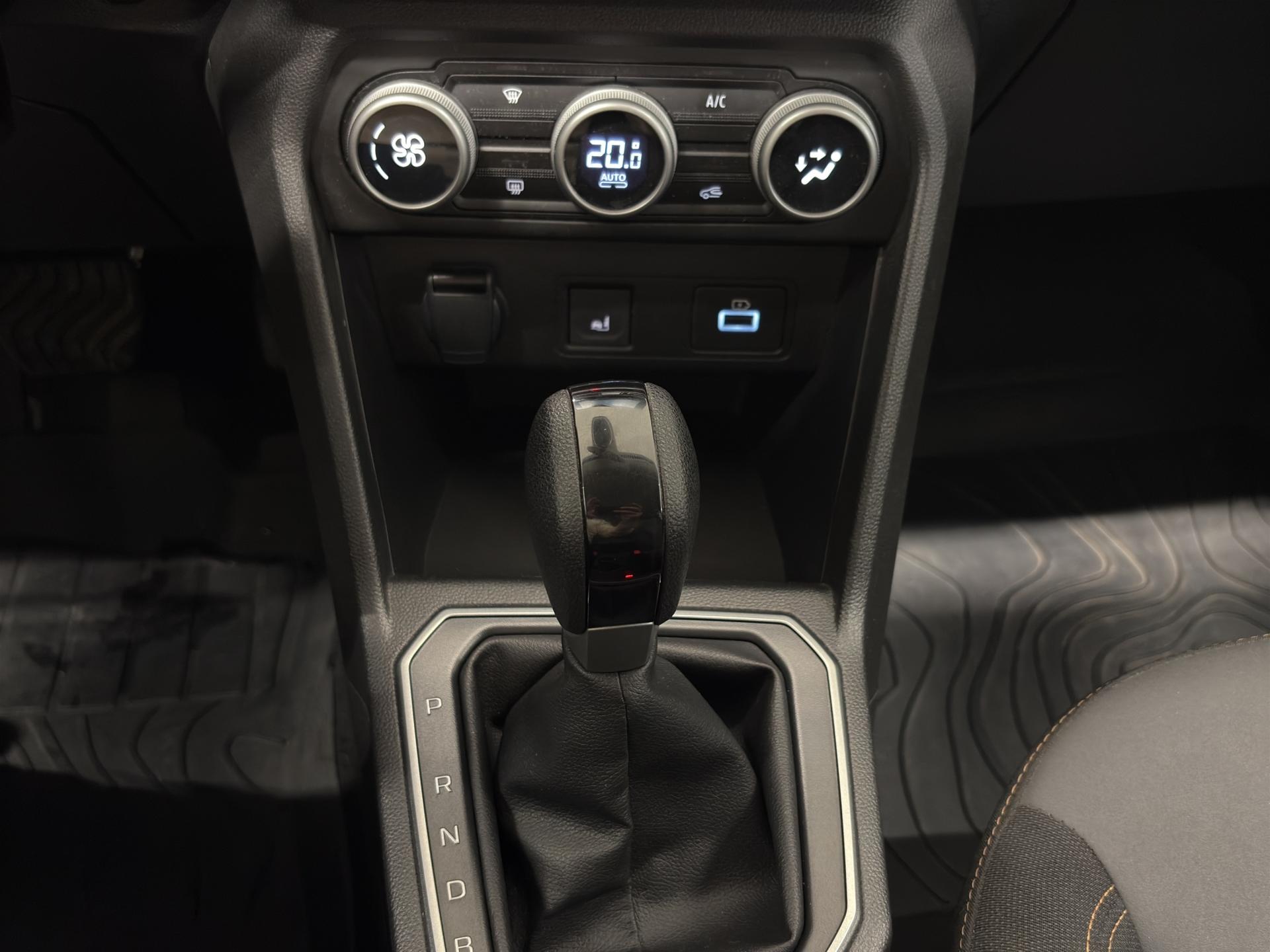 DACIA Jogger HEV 140 Extreme-image-11
