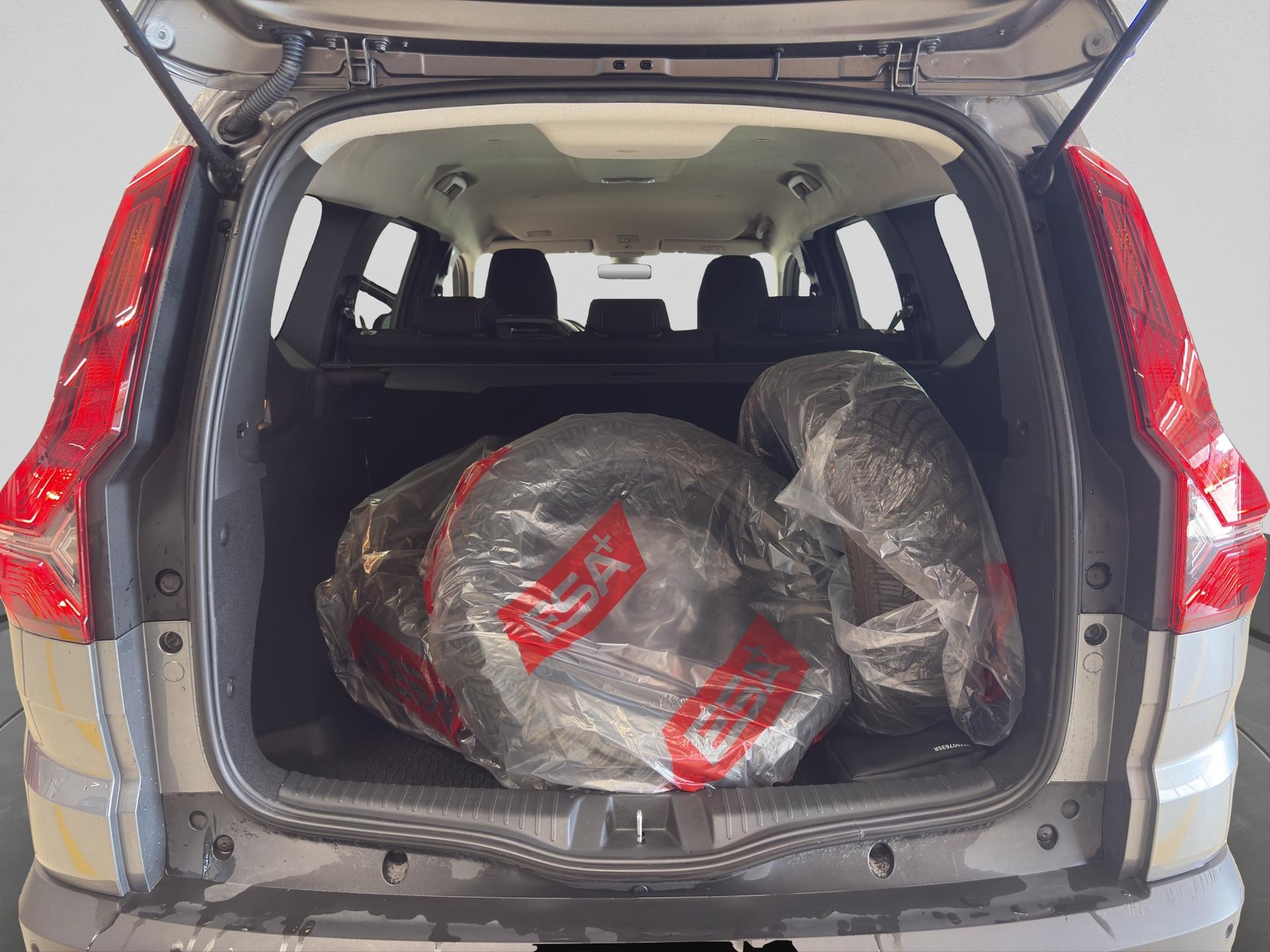 DACIA Jogger HEV 140 Extreme-image-15