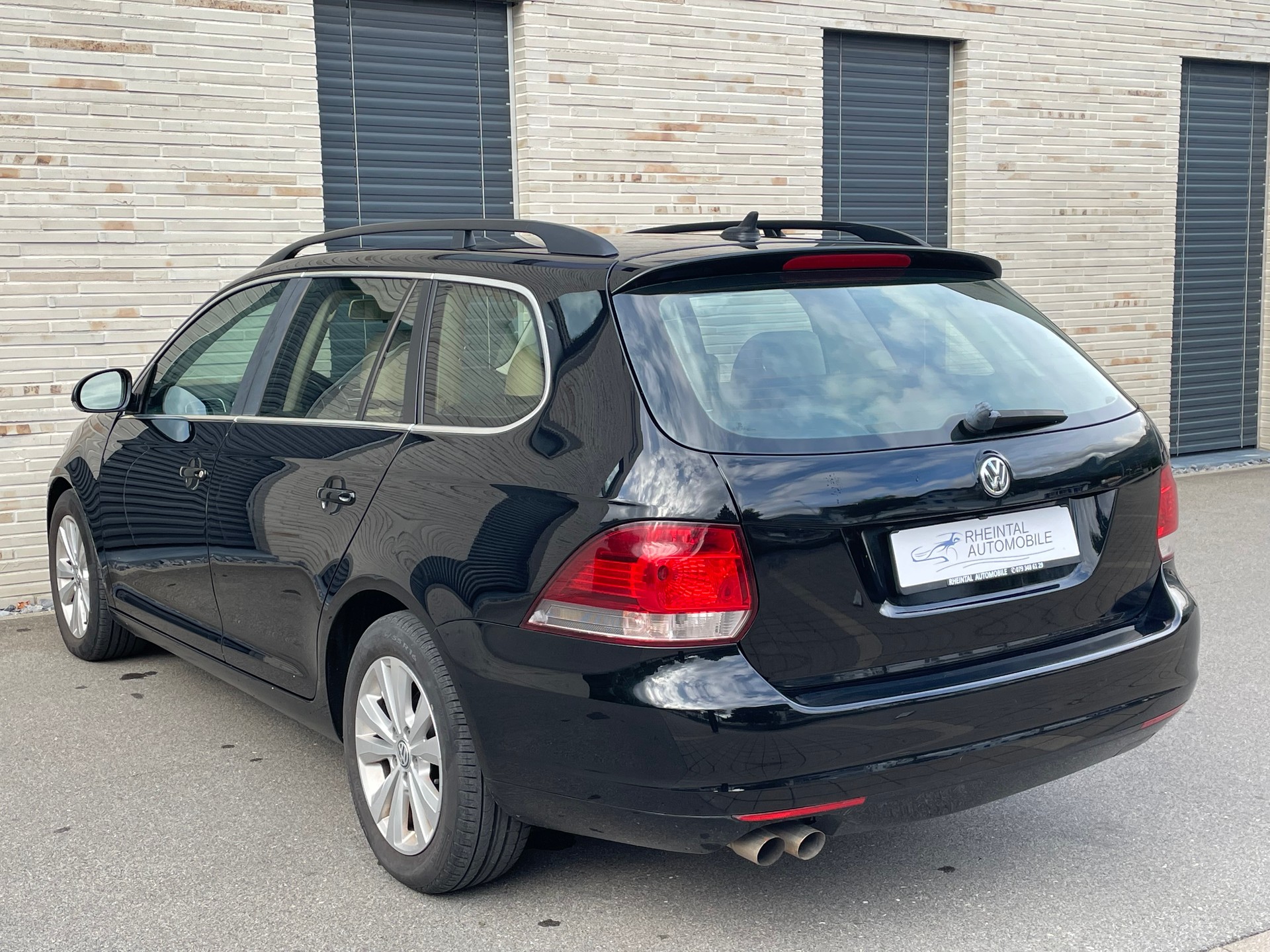 VW VW Jetta 2.0Tdi kombi-image-10