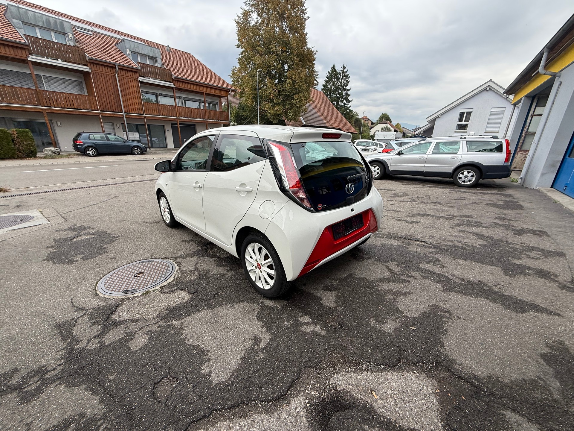 TOYOTA Aygo 1.0 VVT-i x-play-image-4