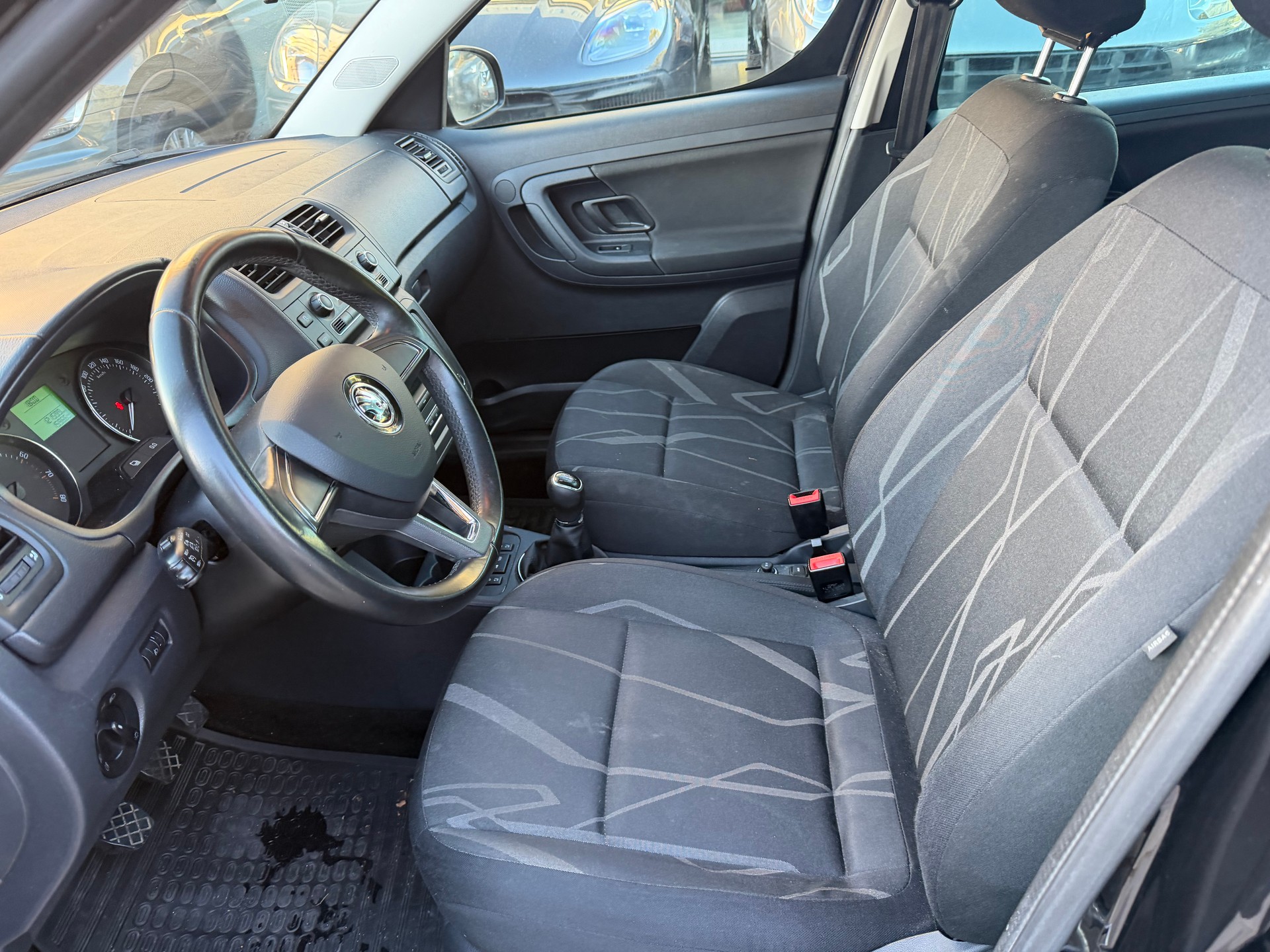 SKODA Roomster 1.2 TSI Ambition Fresh 2-image-10