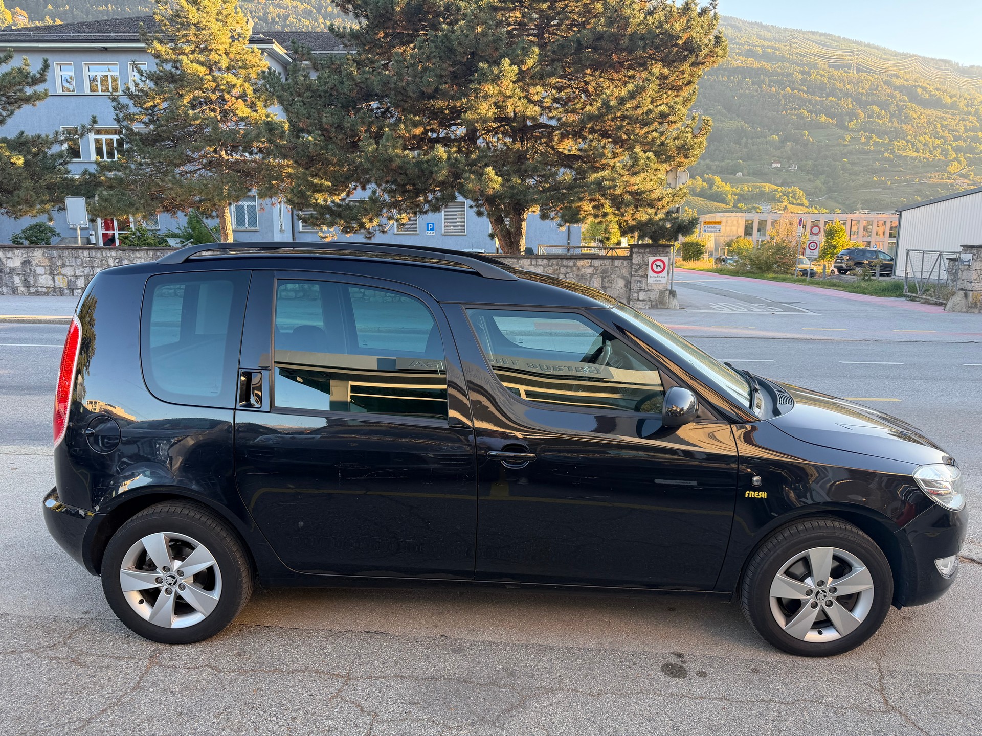 SKODA Roomster 1.2 TSI Ambition Fresh 2-image-5