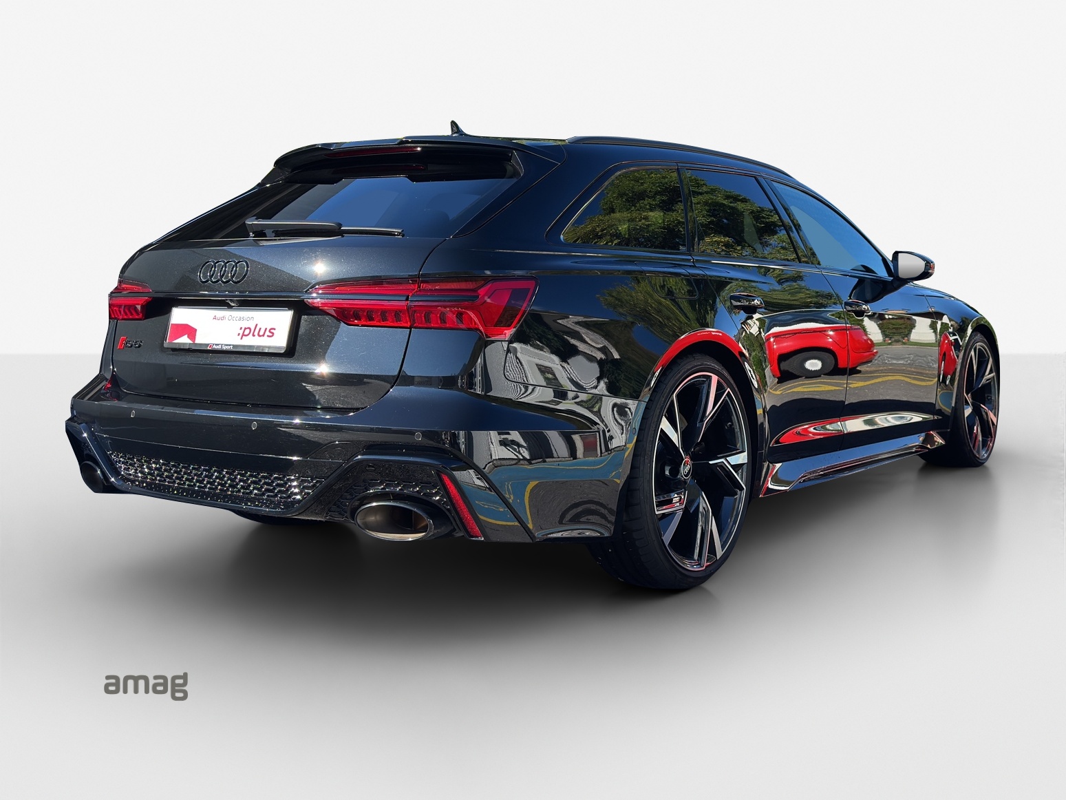 AUDI RS6 Avant 4.0 TFSI V8 quattro-image-4